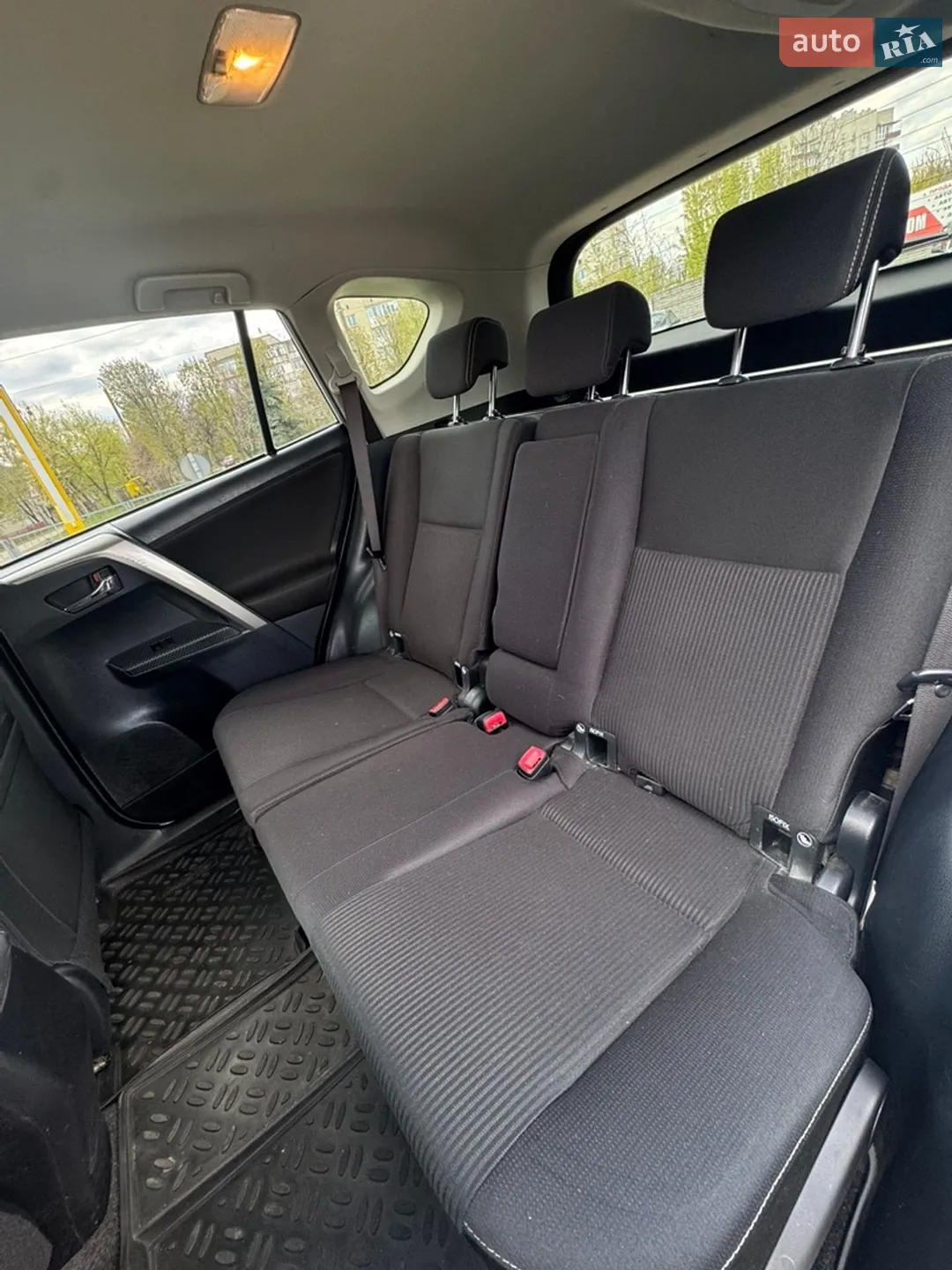 2013 Toyota RAV 4 - мініатюра 13