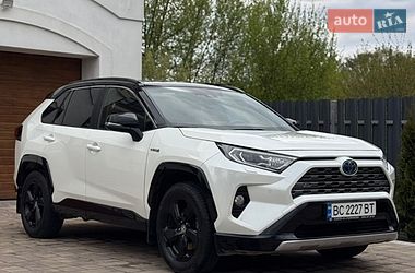 Внедорожник / Кроссовер Toyota RAV4 2021 в Львове