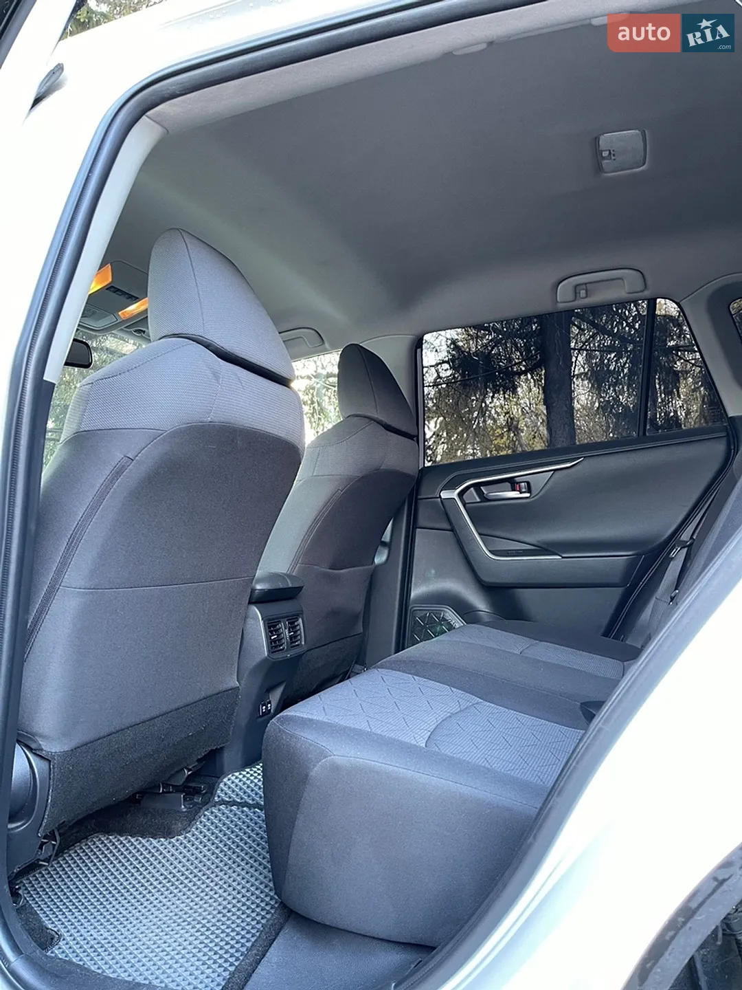 2020 Toyota RAV 4 - мініатюра 20