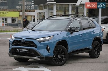 Внедорожник / Кроссовер Toyota RAV4 2023 в Харькове