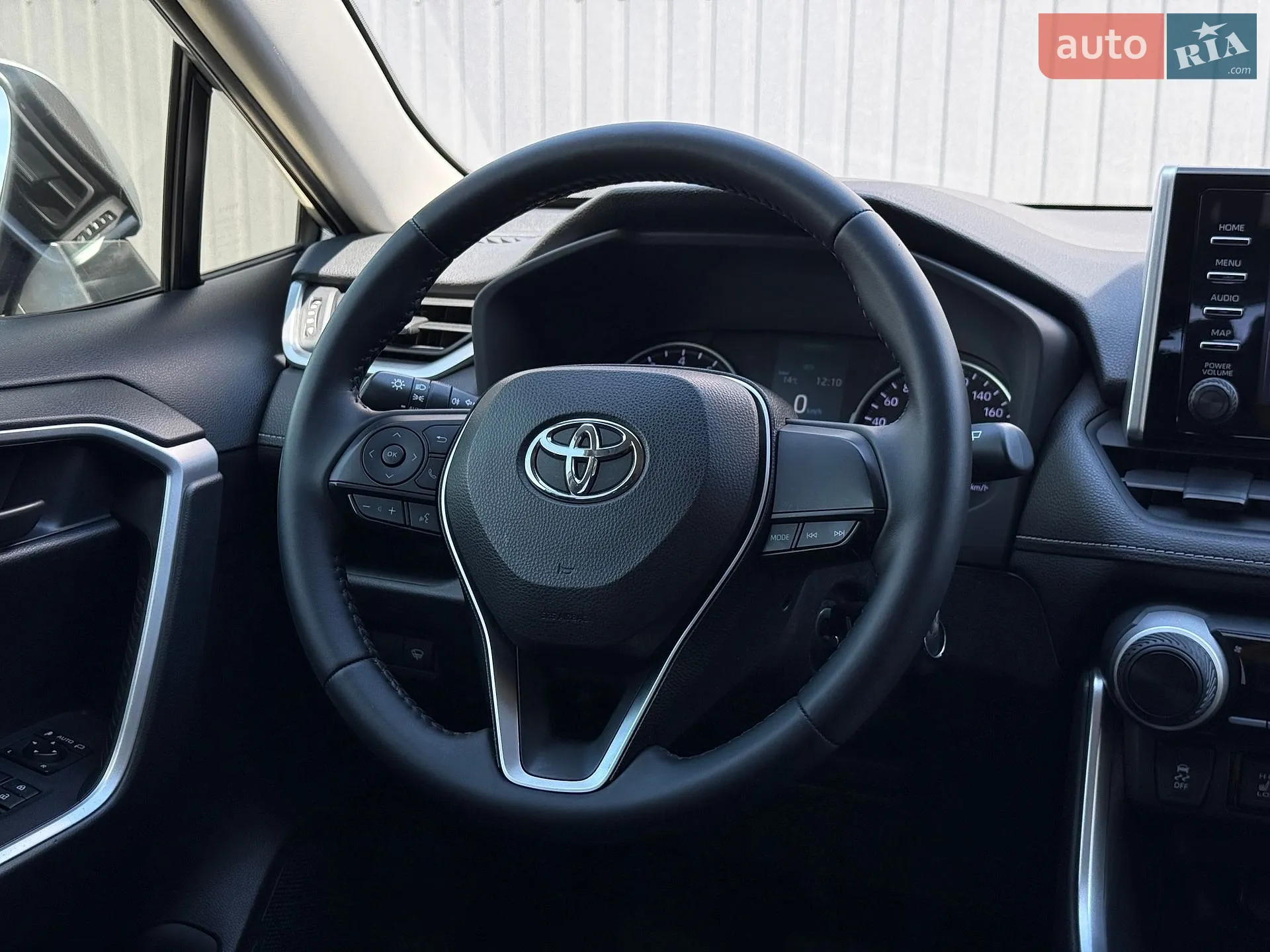 2019 Toyota RAV 4 - мініатюра 22