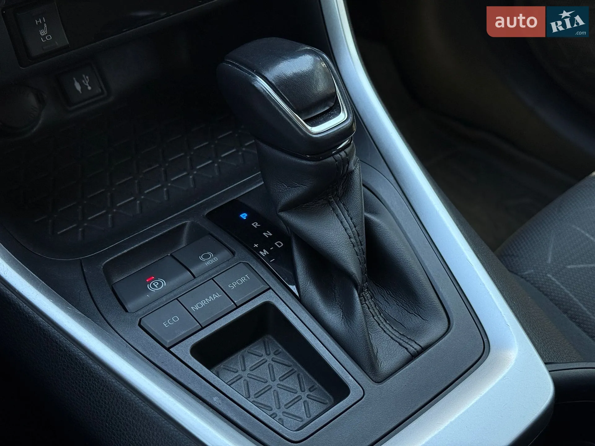 2019 Toyota RAV 4 - мініатюра 35
