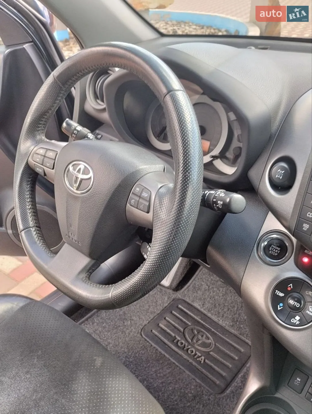 2011 Toyota RAV 4 - мініатюра 24