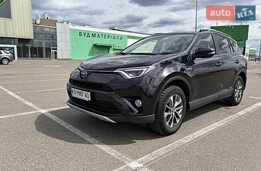 Внедорожник / Кроссовер Toyota RAV4 2017 в Киеве