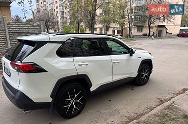 Внедорожник / Кроссовер Toyota RAV4 2019 в Харькове