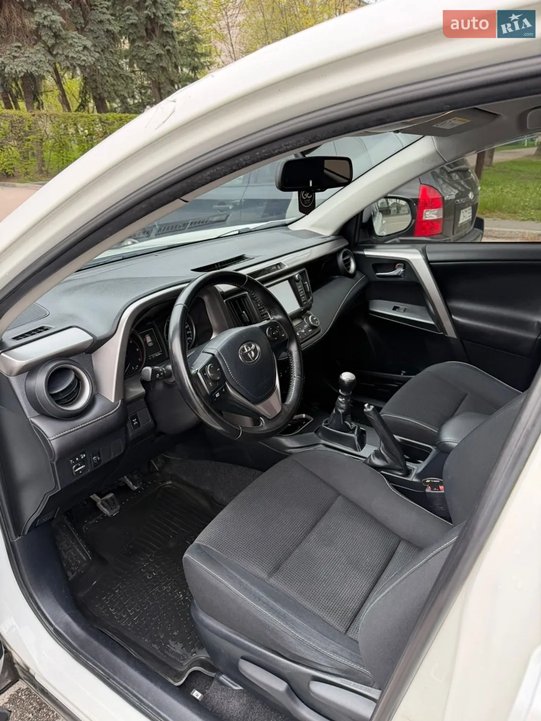2016 Toyota RAV 4 - мініатюра 12