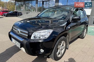 Внедорожник / Кроссовер Toyota RAV4 2008 в Киеве