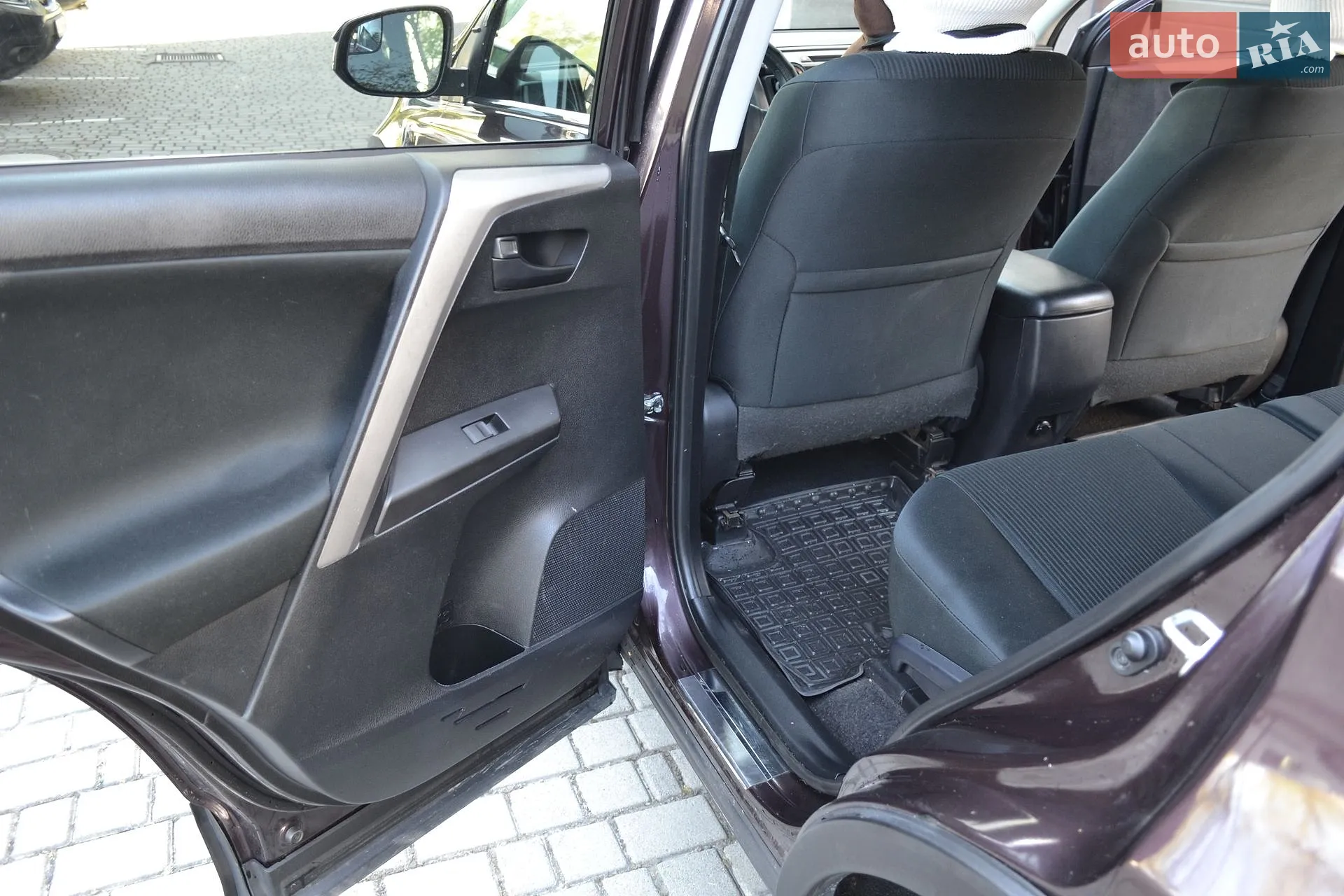 2017 Toyota RAV 4 - мініатюра 15