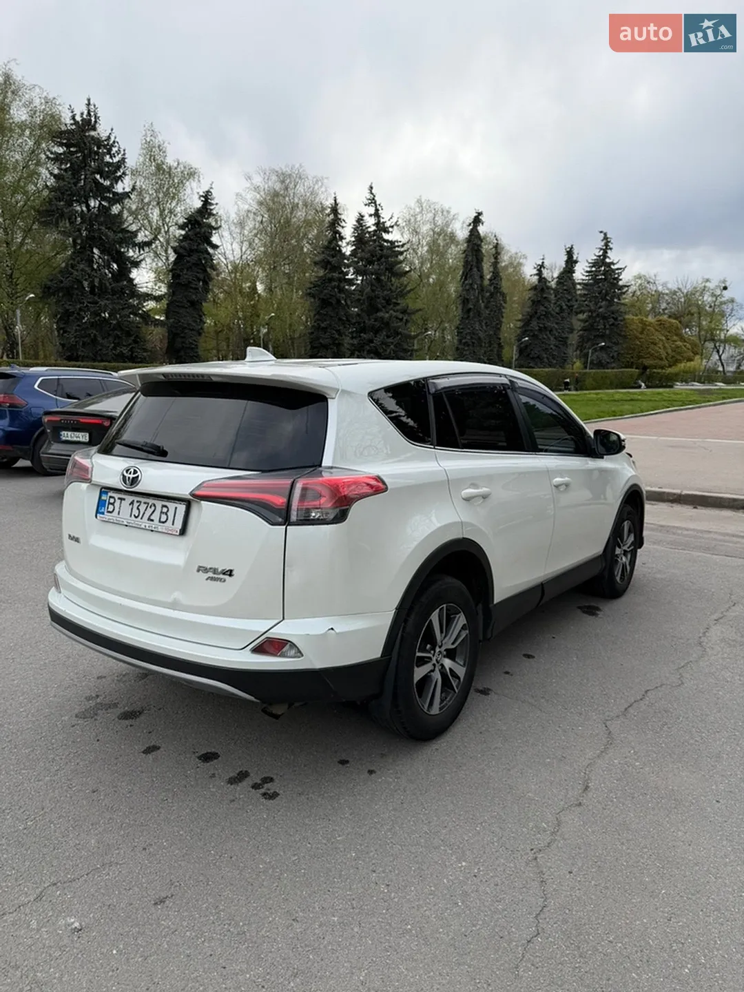 2016 Toyota RAV 4 - мініатюра 6