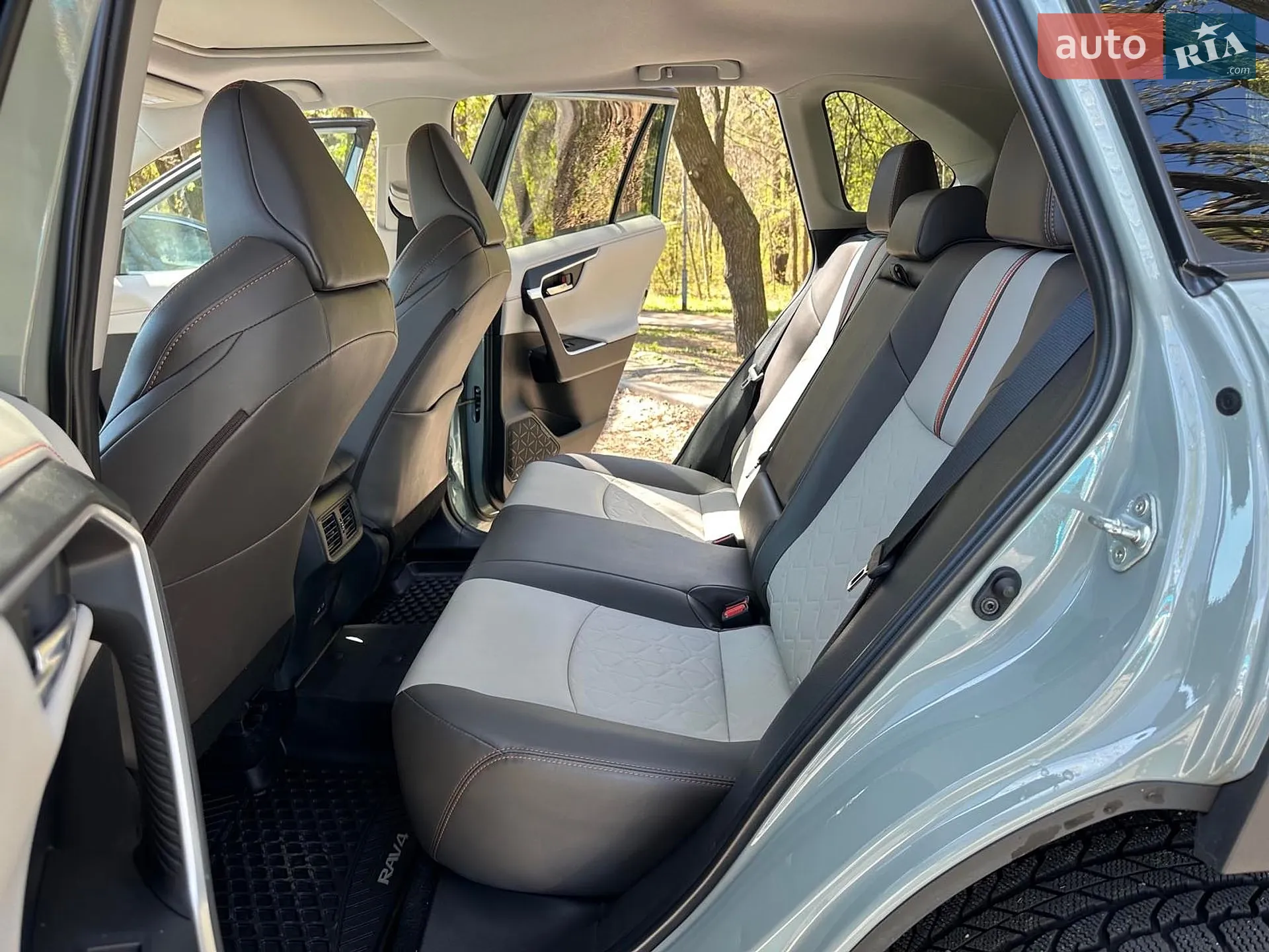 2022 Toyota RAV 4 - мініатюра 30