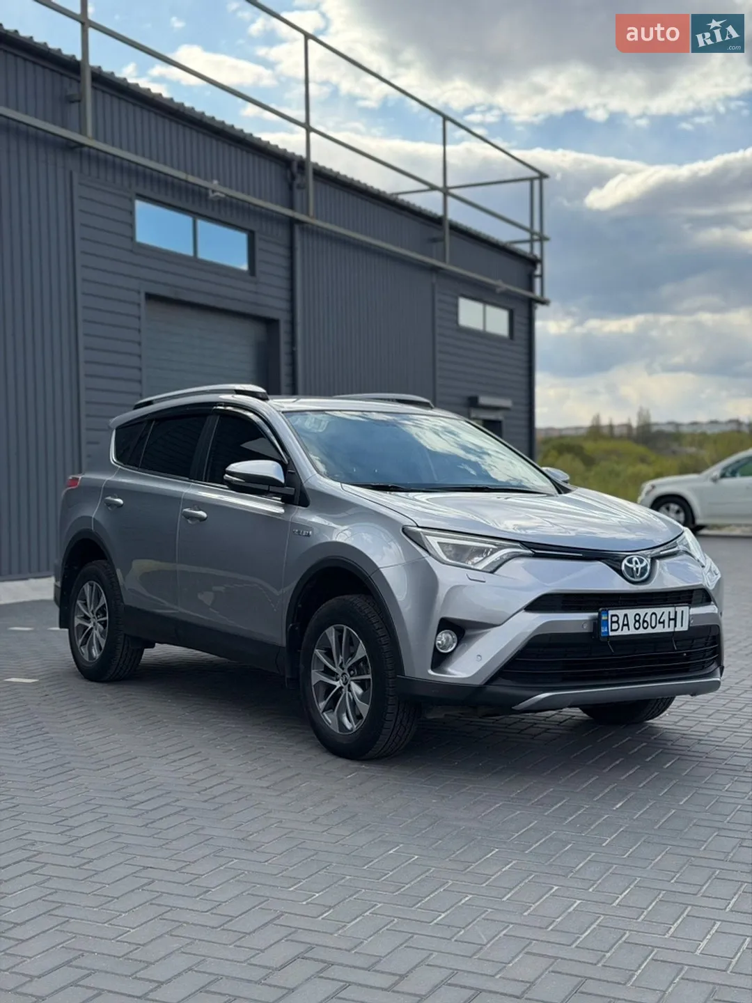 2017 Toyota RAV 4 - мініатюра 2