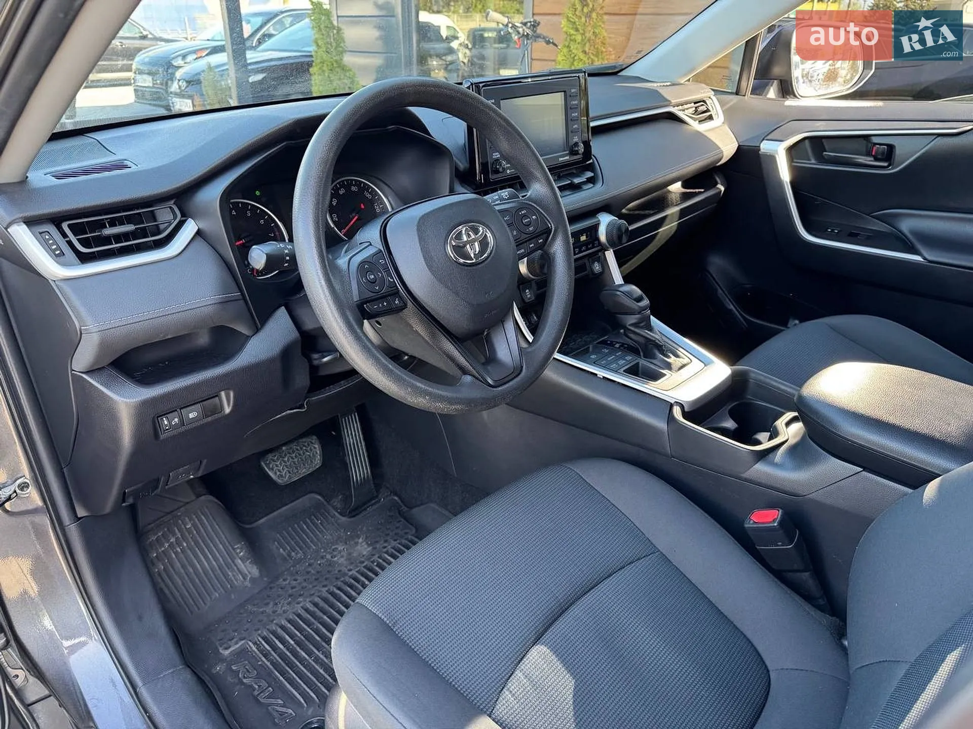 2021 Toyota RAV 4 - мініатюра 31