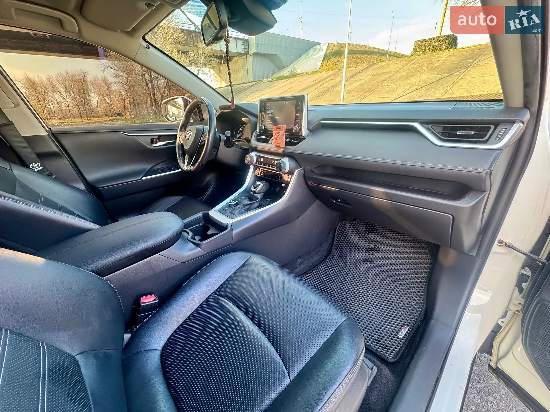 2019 Toyota RAV 4 - мініатюра 23