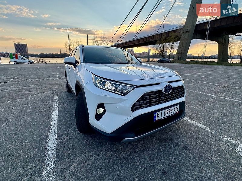 Toyota RAV4 2019