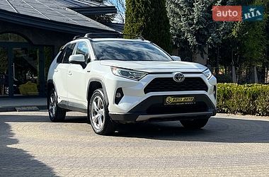 Внедорожник / Кроссовер Toyota RAV4 2021 в Львове