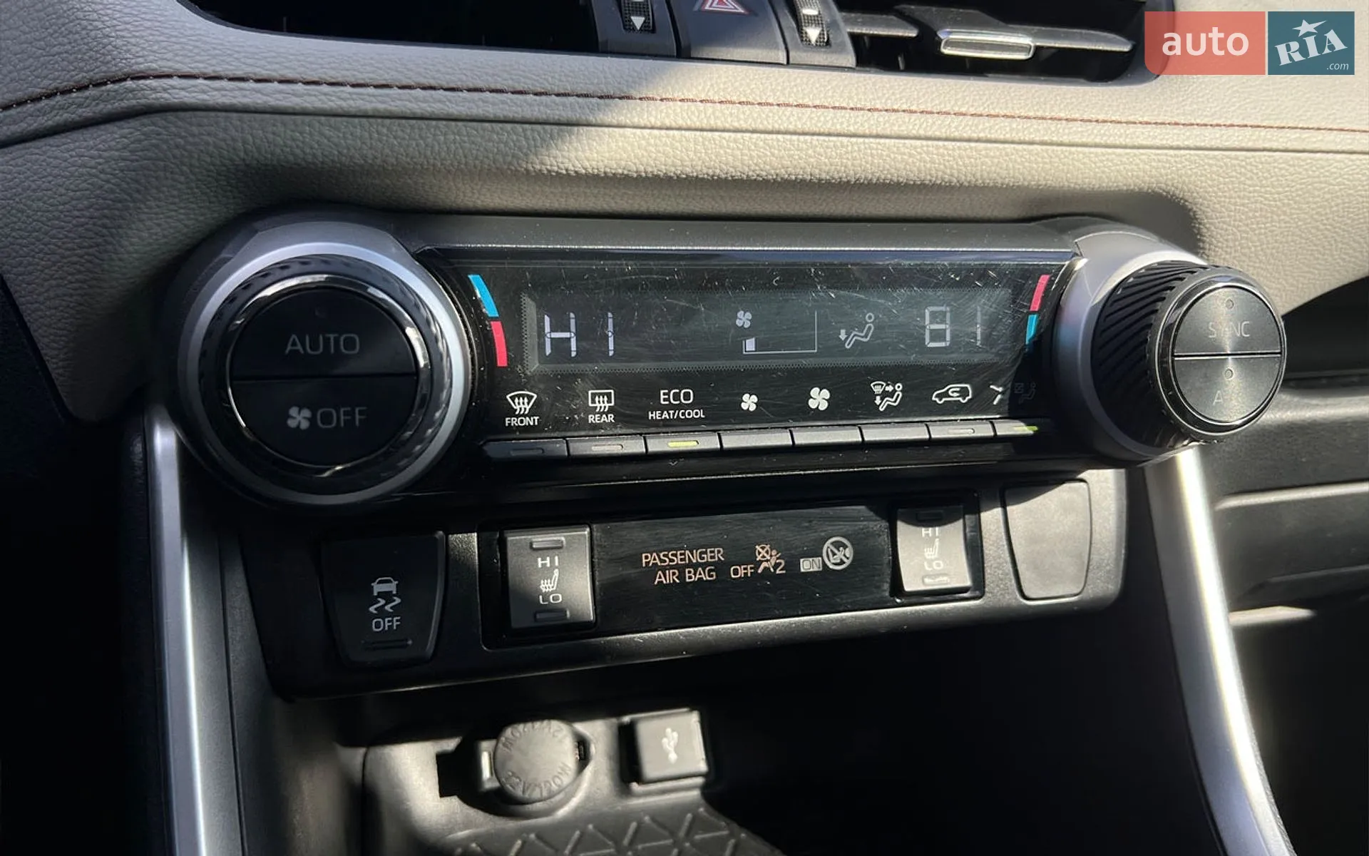 2021 Toyota RAV 4 - мініатюра 20
