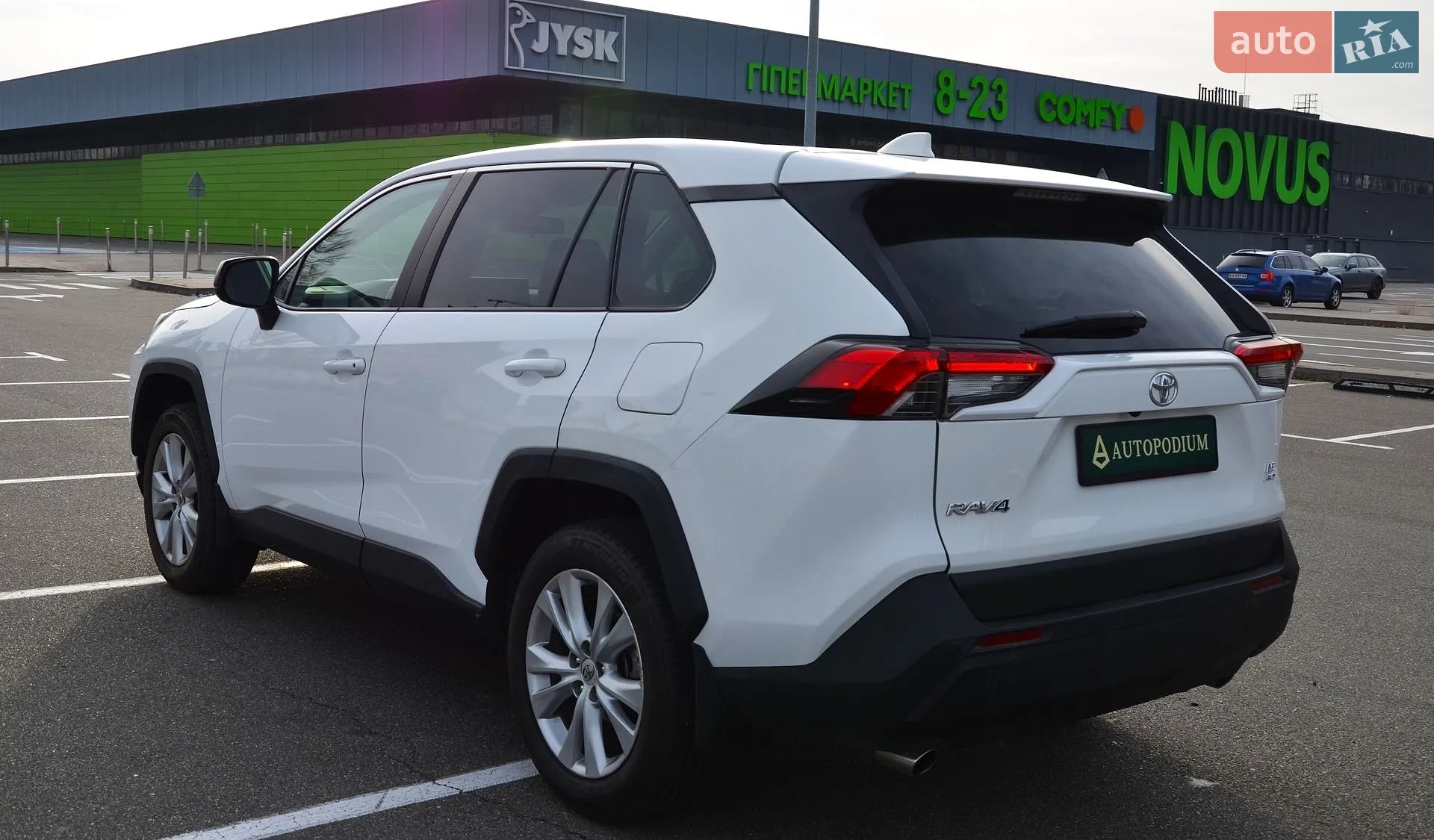 2022 Toyota RAV 4 - мініатюра 8