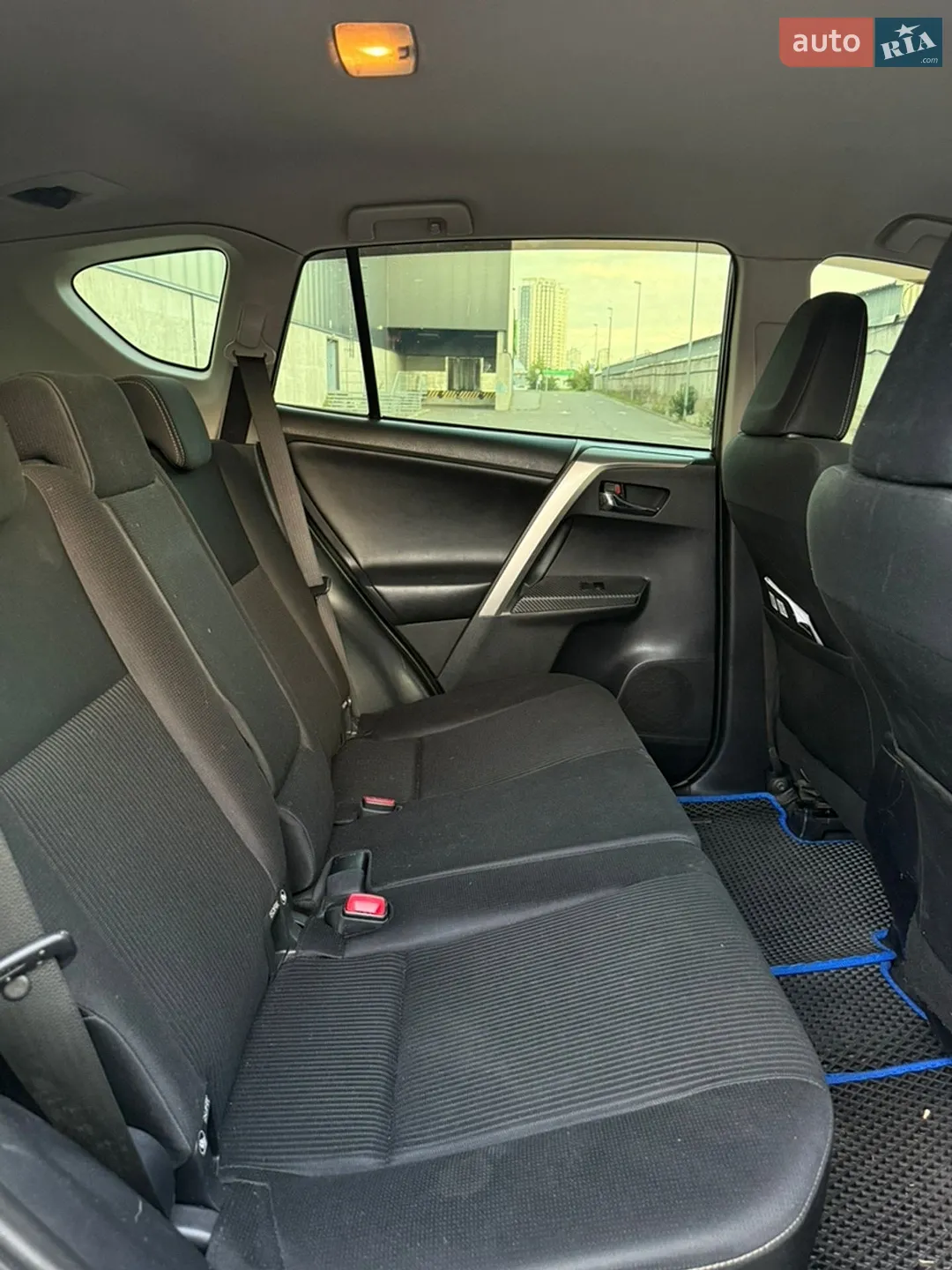 2012 Toyota RAV 4 - мініатюра 18