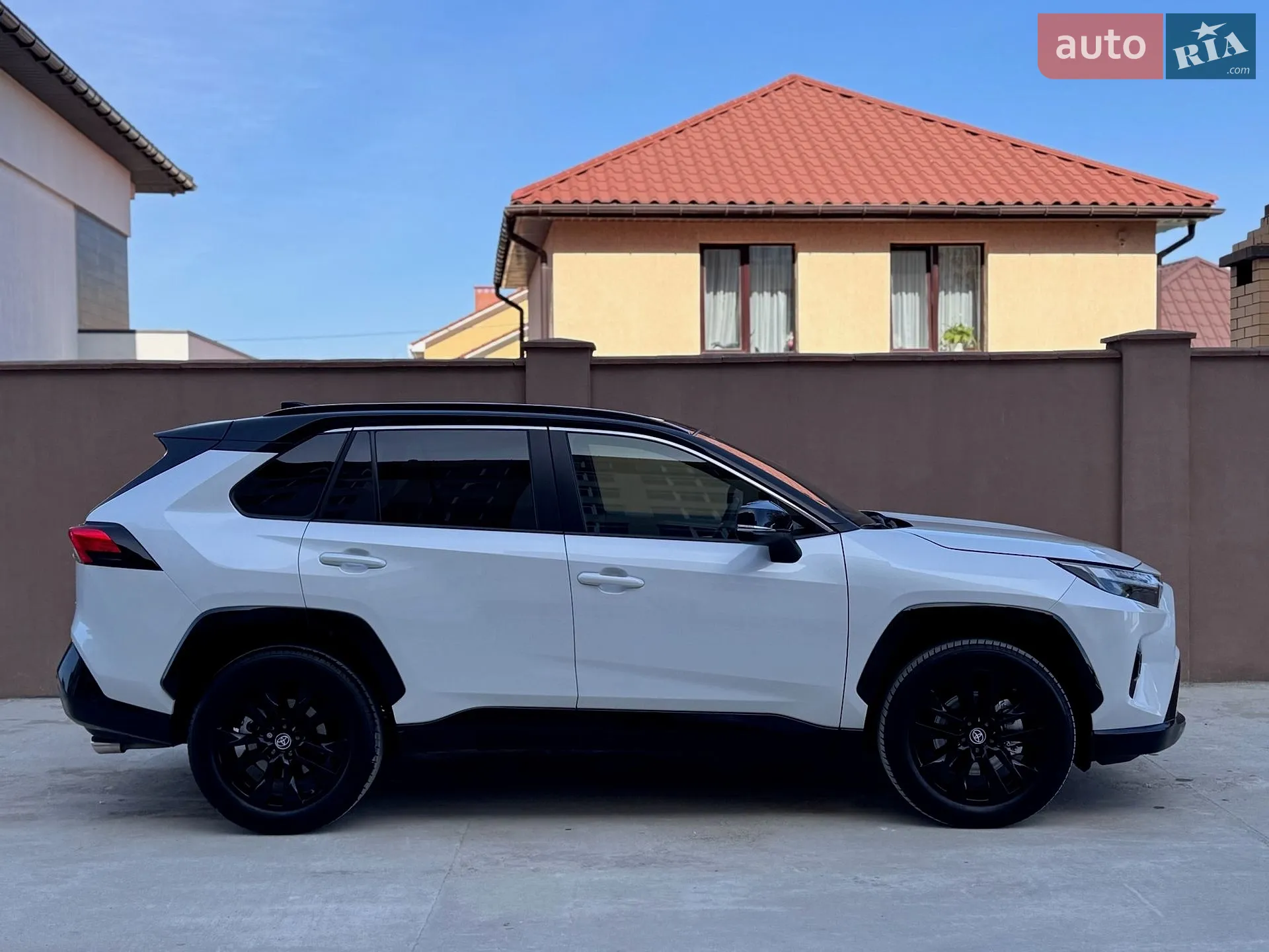 2025 Toyota RAV 4 - мініатюра 9