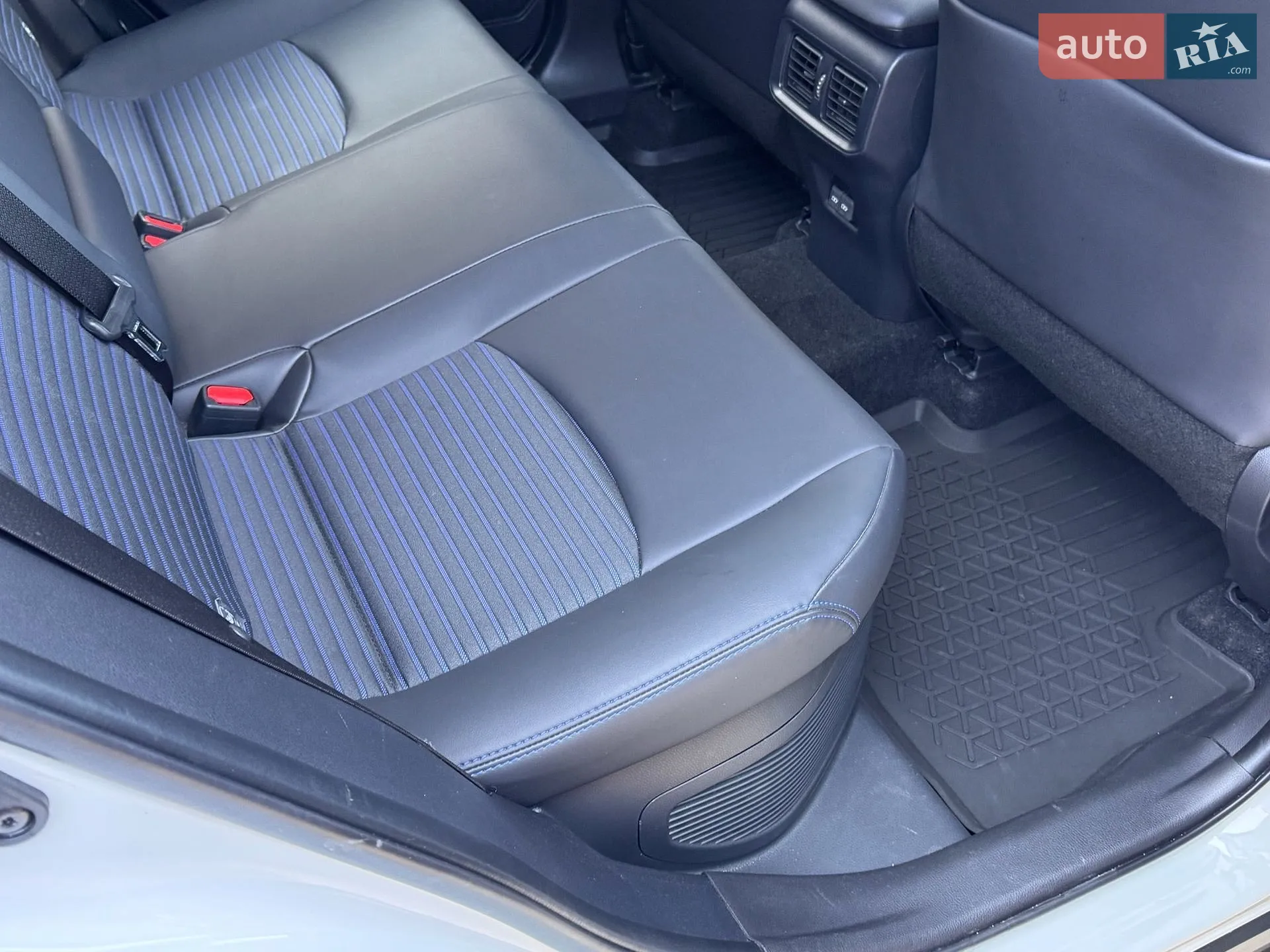 2025 Toyota RAV 4 - мініатюра 54