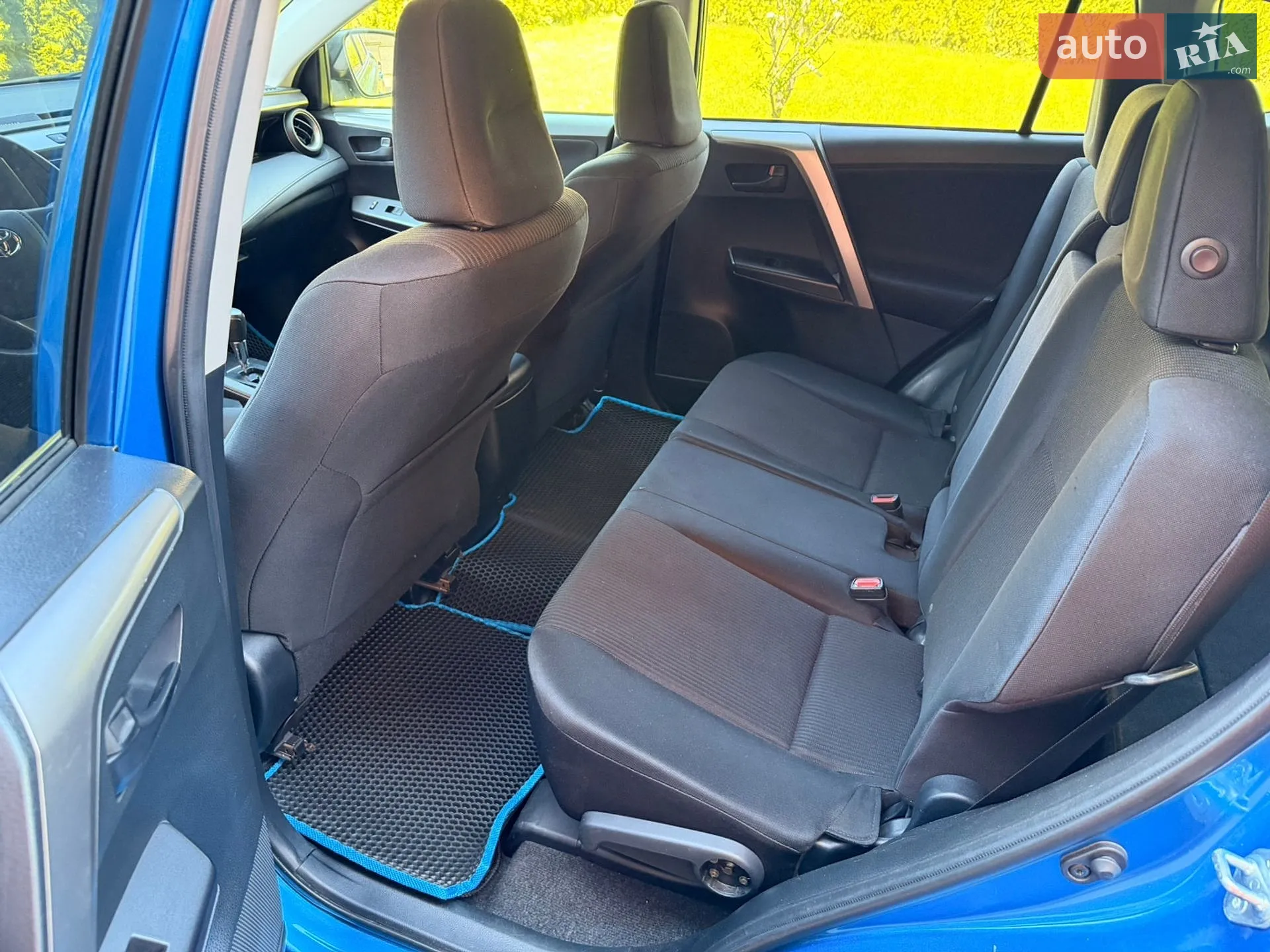 2016 Toyota RAV 4 - мініатюра 16