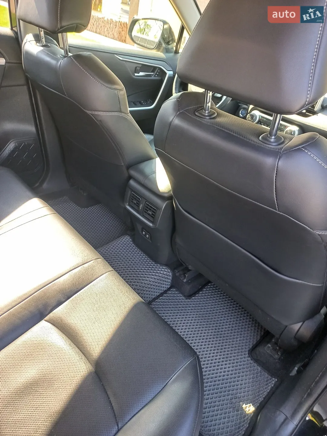 2019 Toyota RAV 4 - мініатюра 21