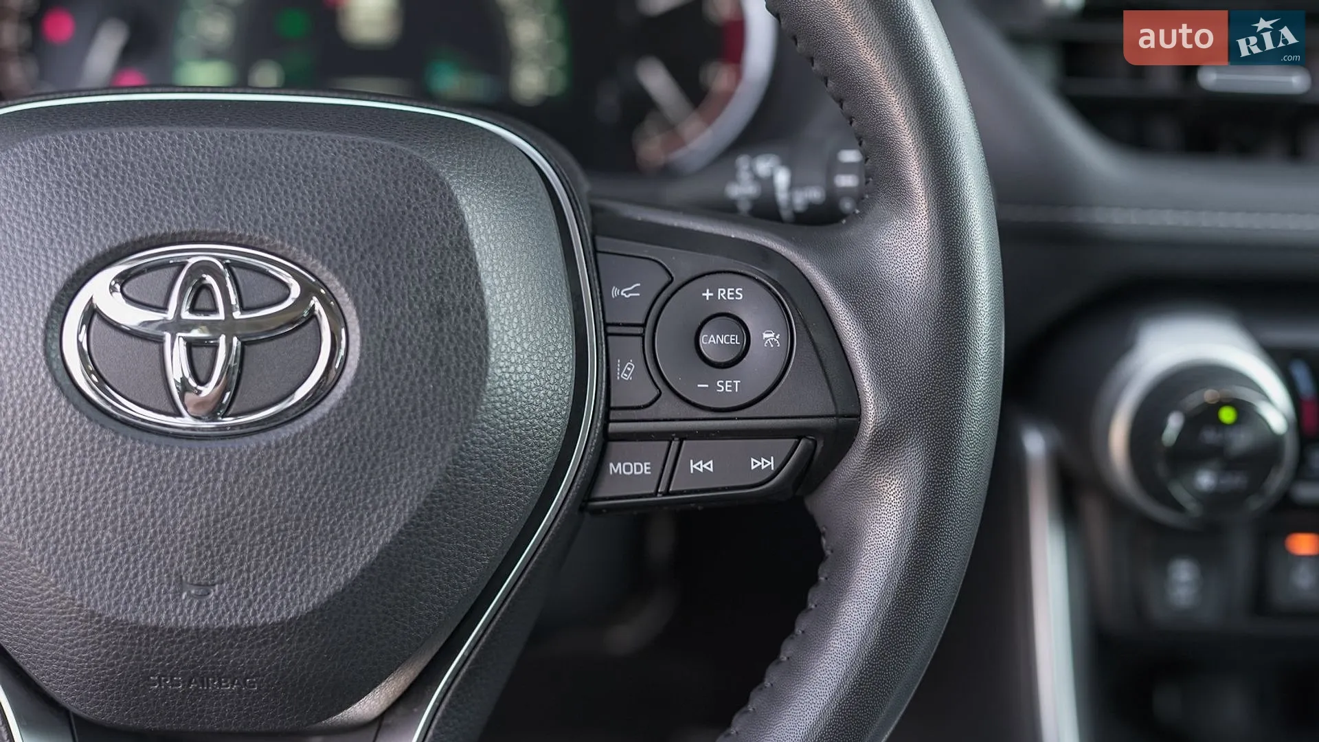2022 Toyota RAV 4 - мініатюра 17