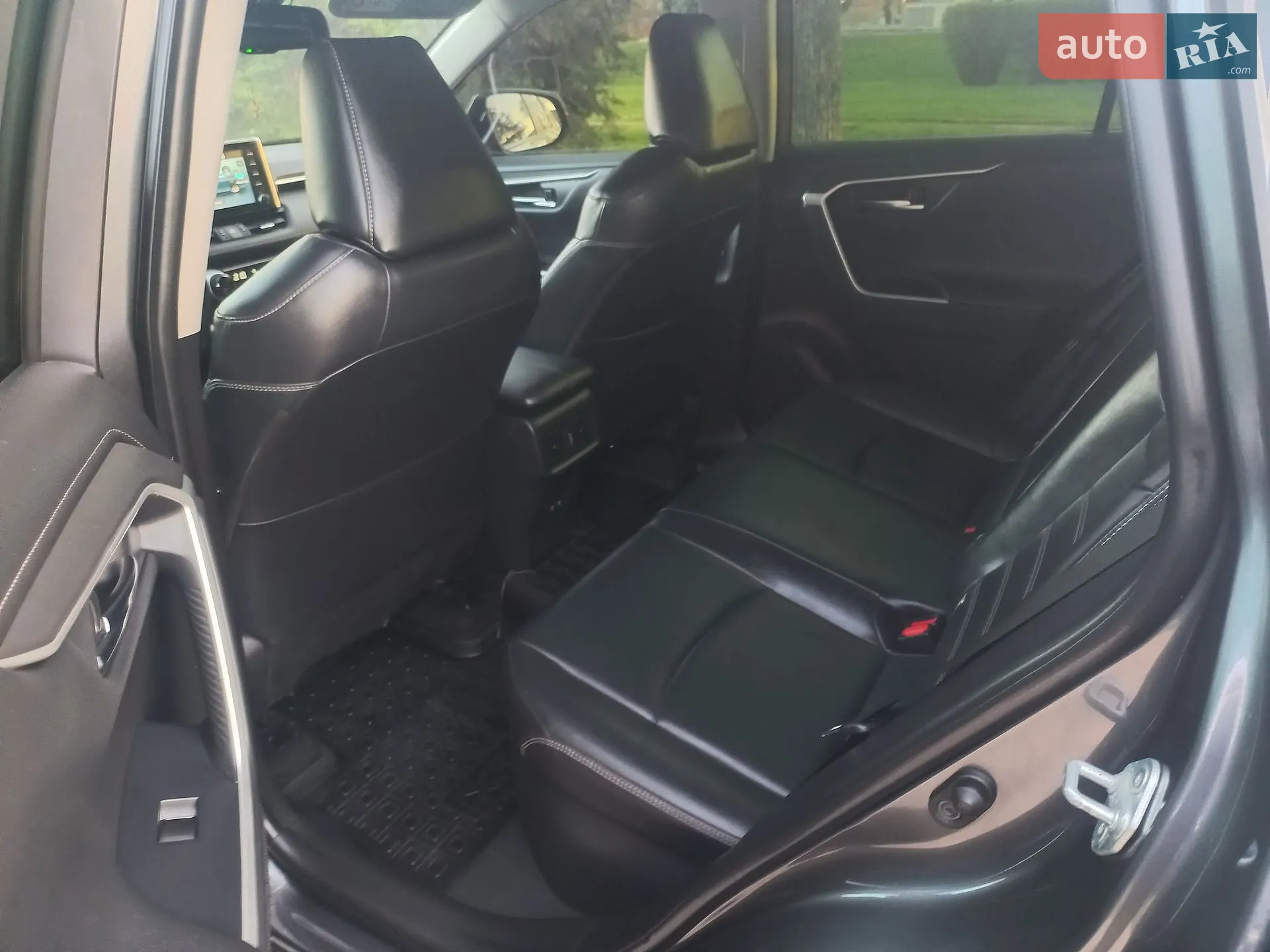 2020 Toyota RAV 4 - мініатюра 5