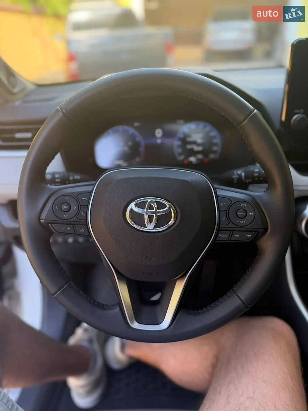 2025 Toyota RAV 4 - мініатюра 33