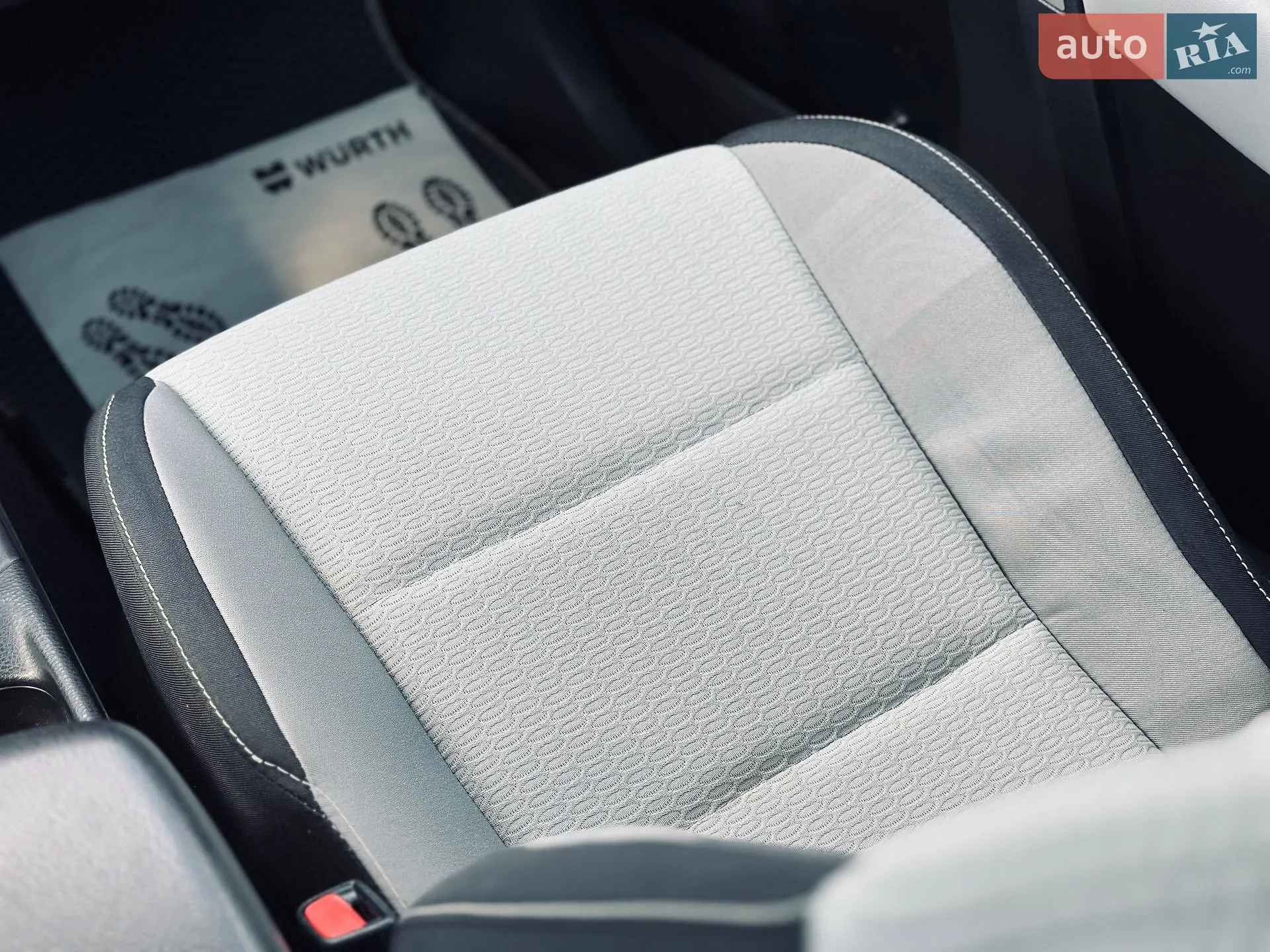 2016 Toyota RAV 4 - мініатюра 29