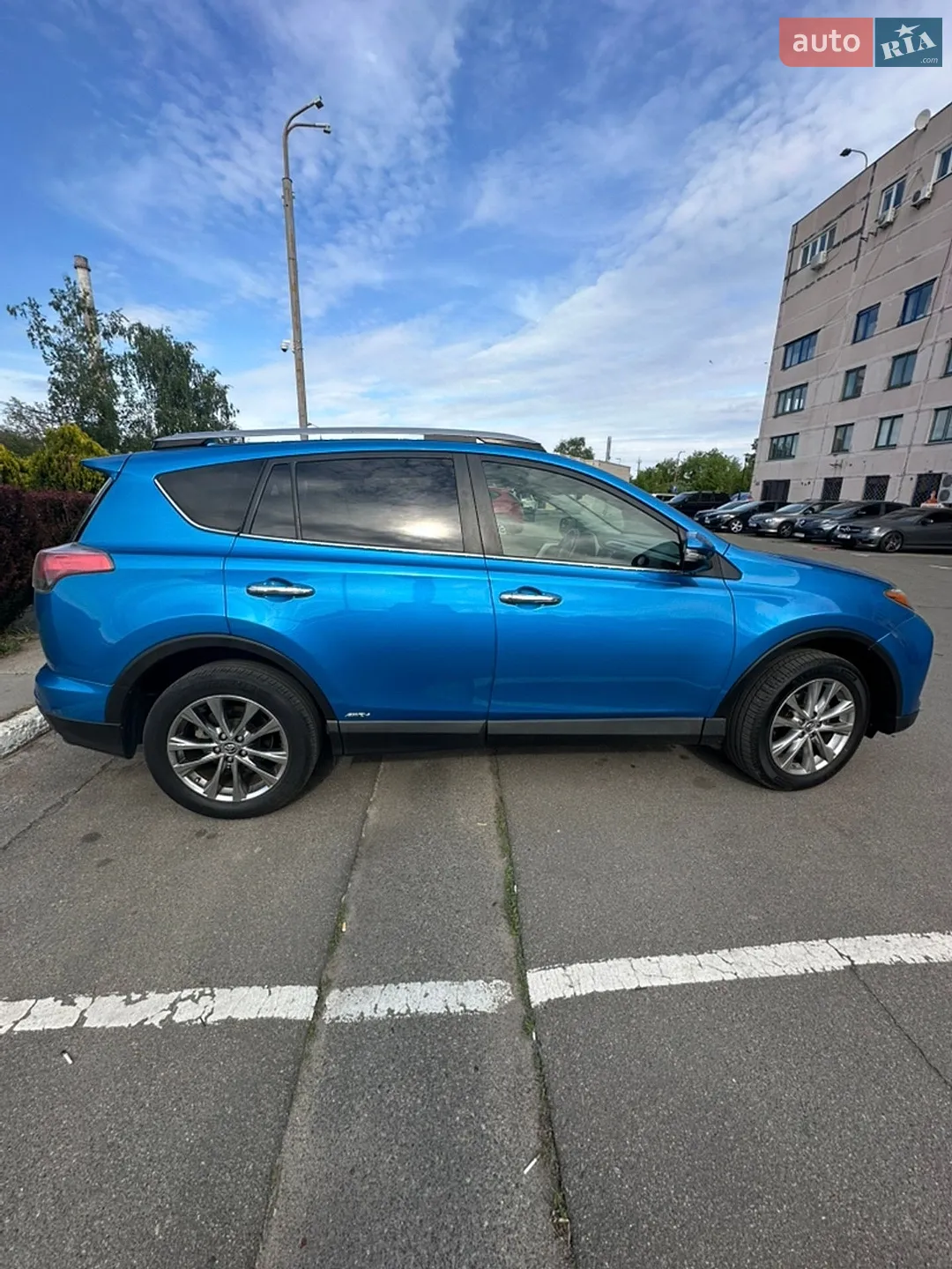 2017 Toyota RAV 4 - мініатюра 2