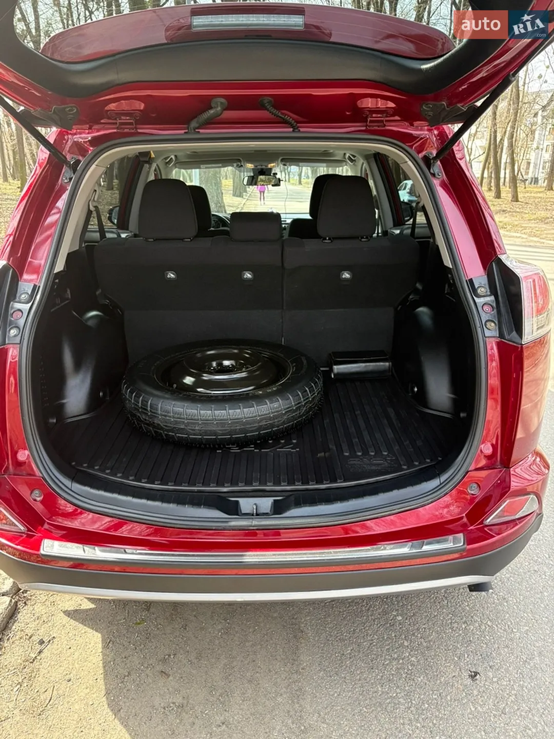 2018 Toyota RAV 4 - мініатюра 13