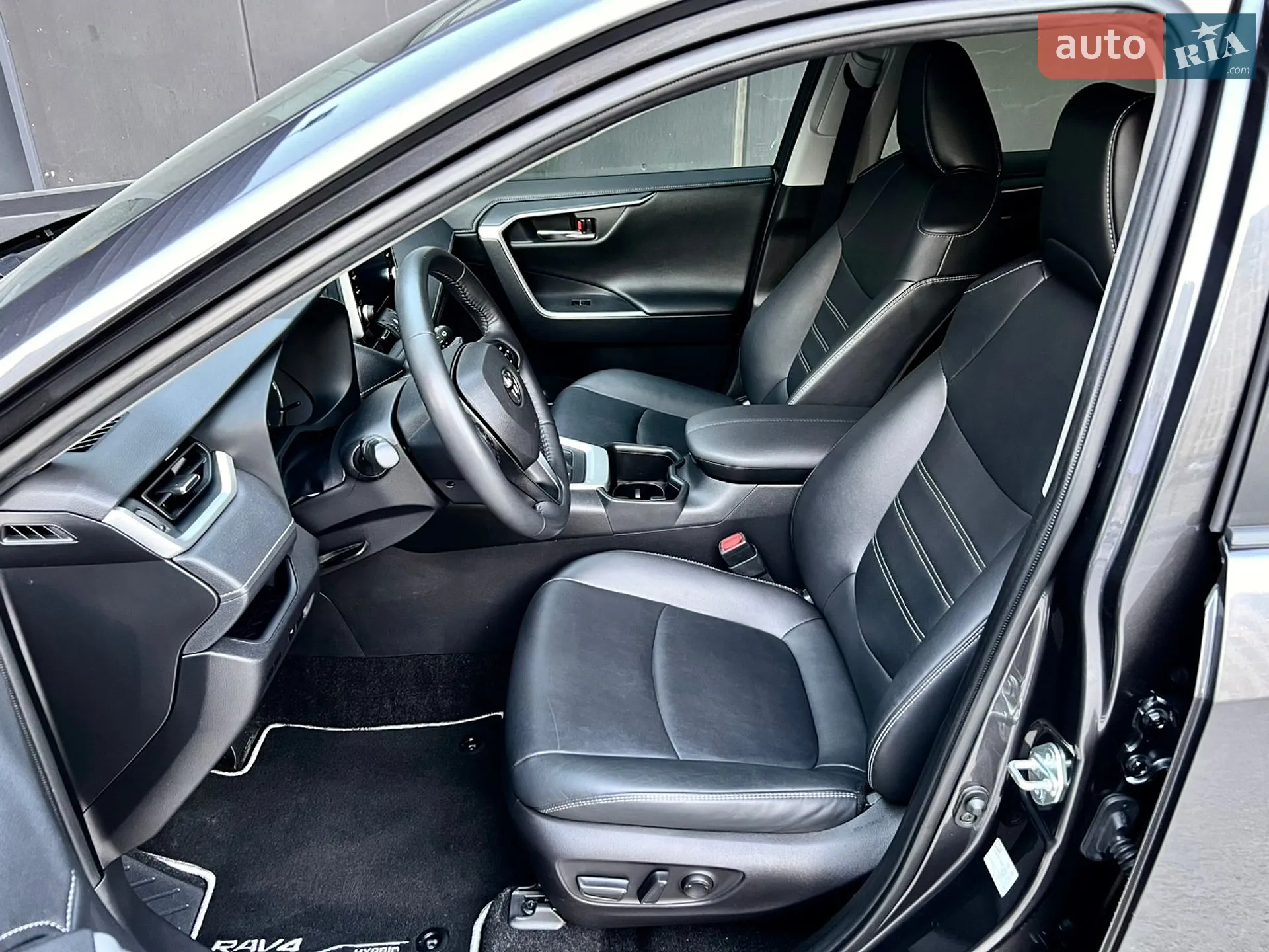 2022 Toyota RAV 4 - мініатюра 2