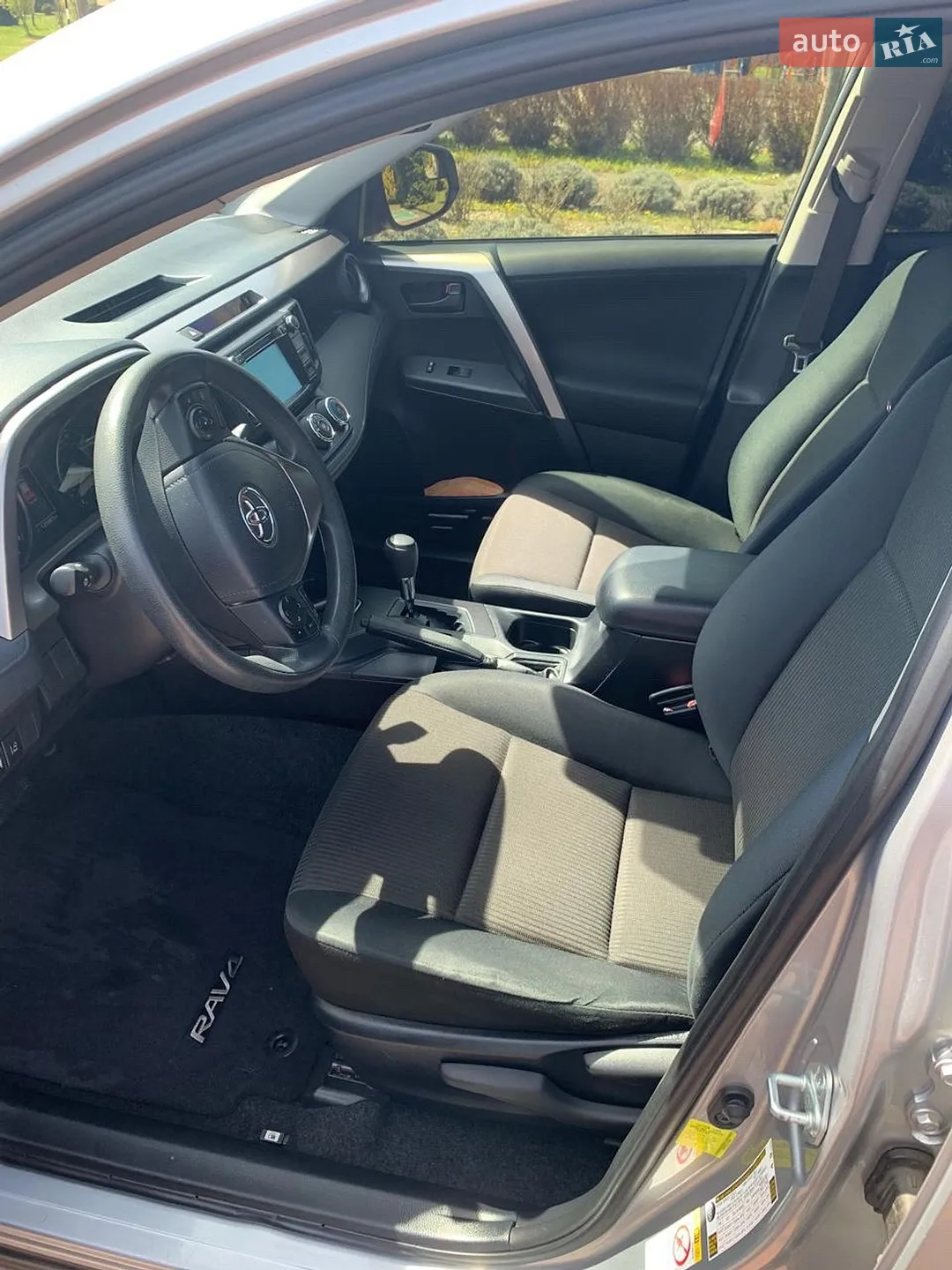 2018 Toyota RAV 4 - мініатюра 15