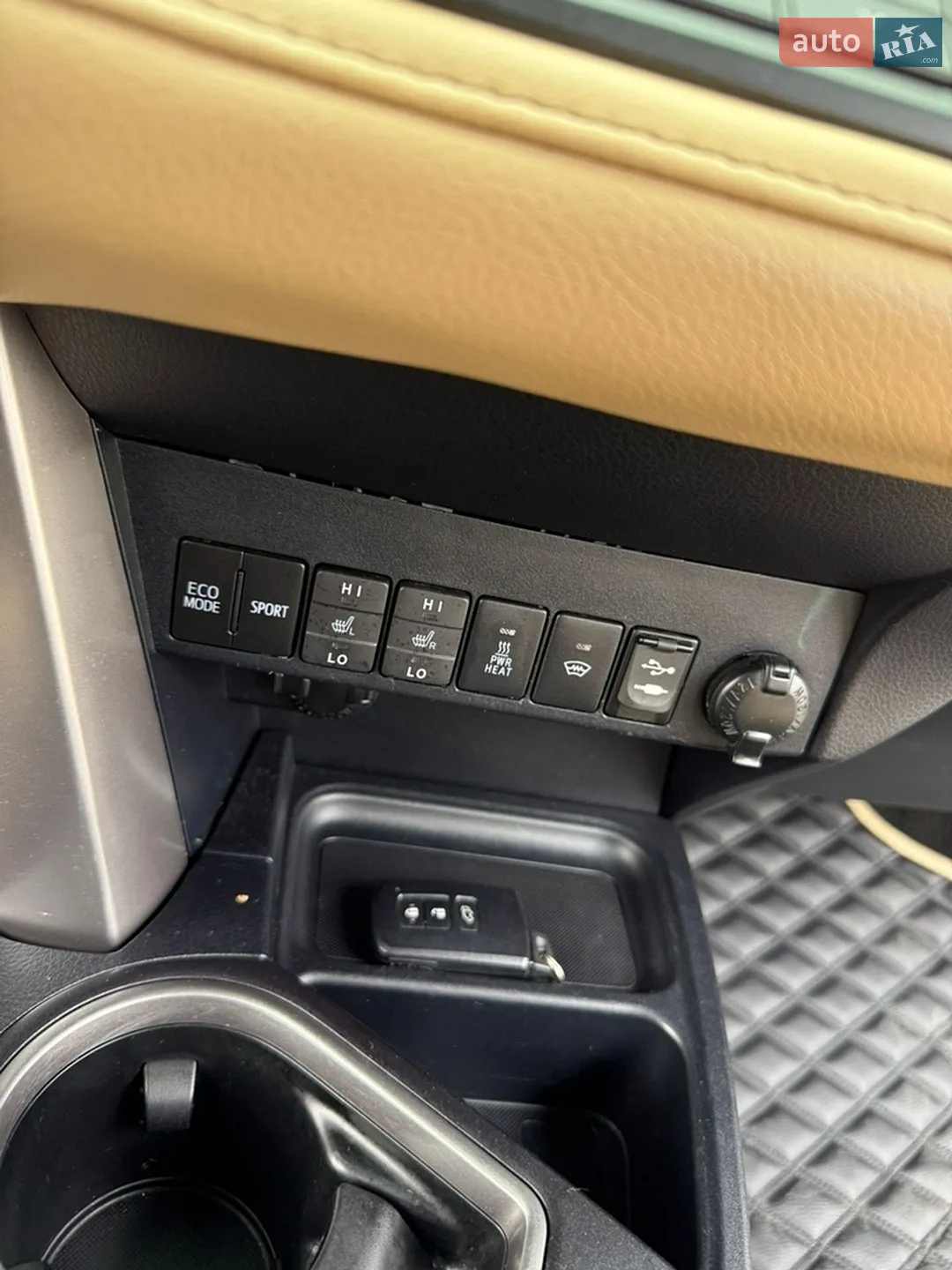 2017 Toyota RAV 4 - мініатюра 18