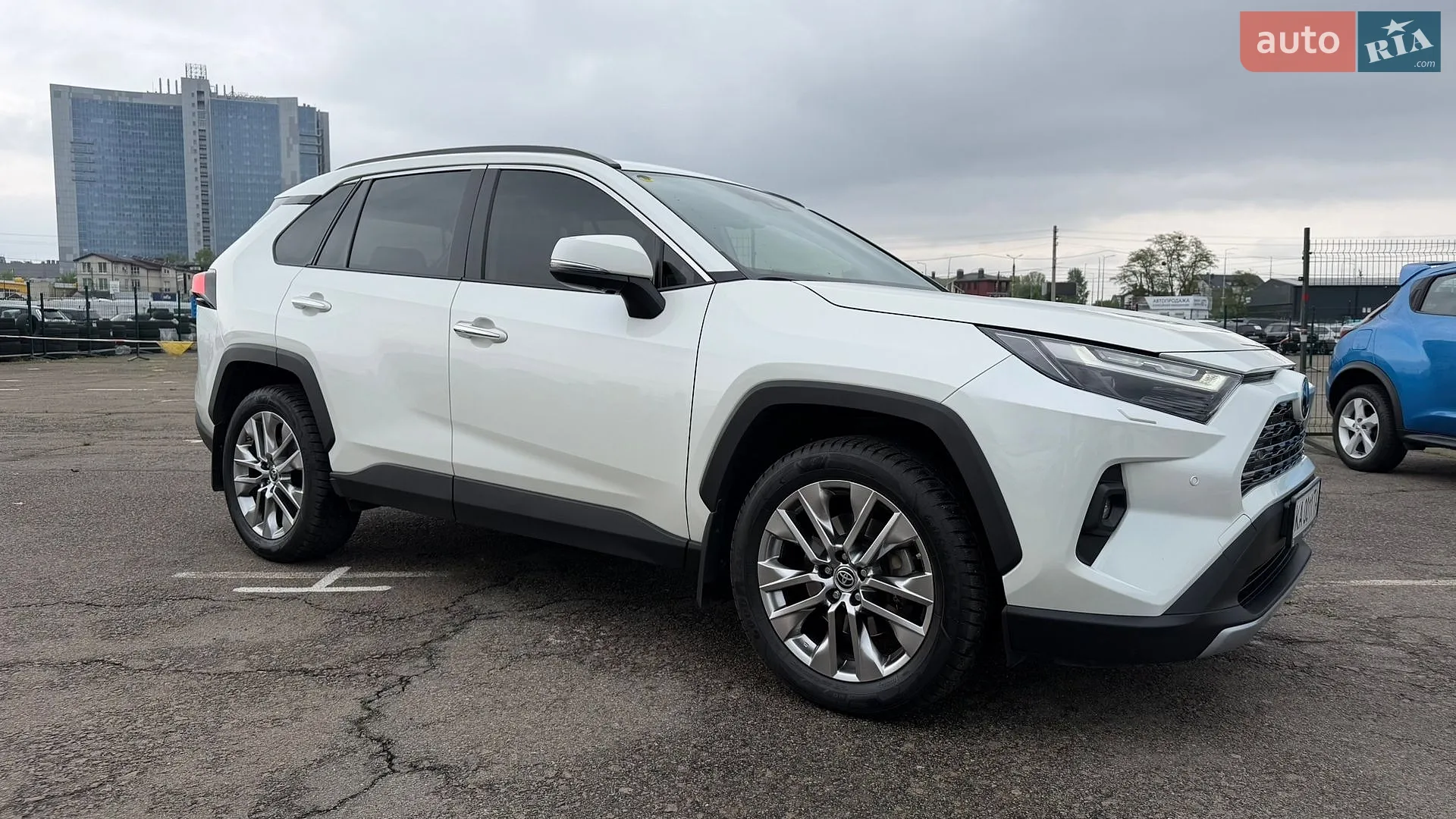 2022 Toyota RAV 4 - мініатюра 17