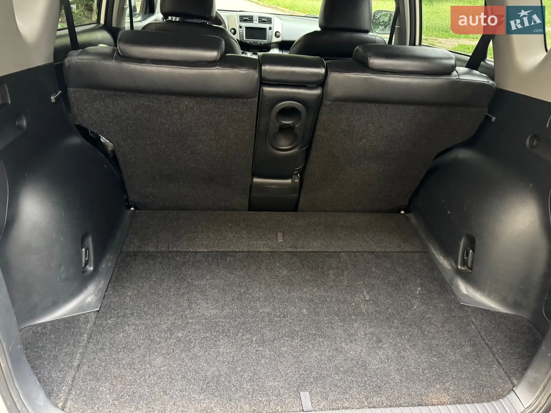 2010 Toyota RAV 4 - мініатюра 22