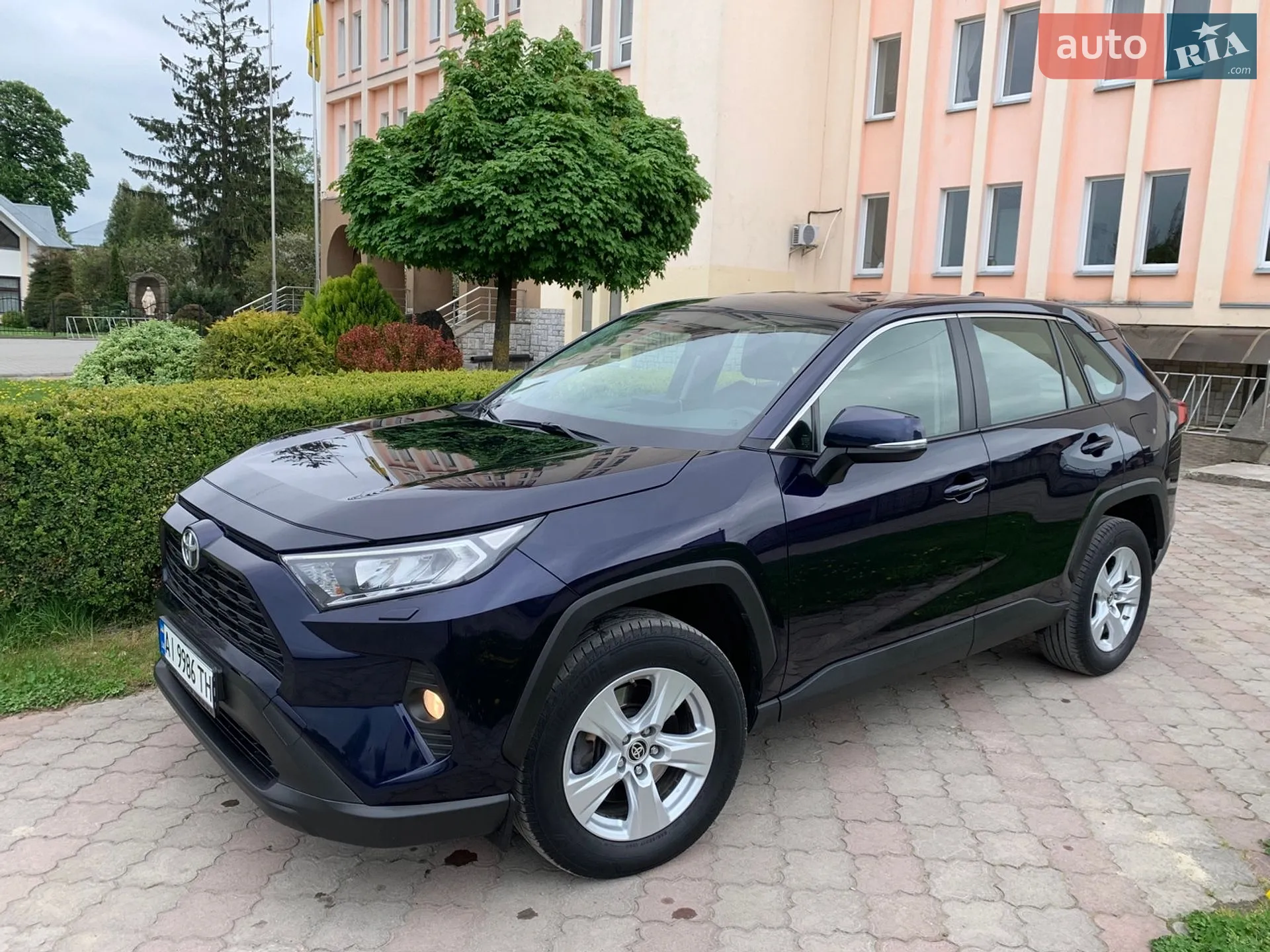 2021 Toyota RAV 4 - мініатюра 3