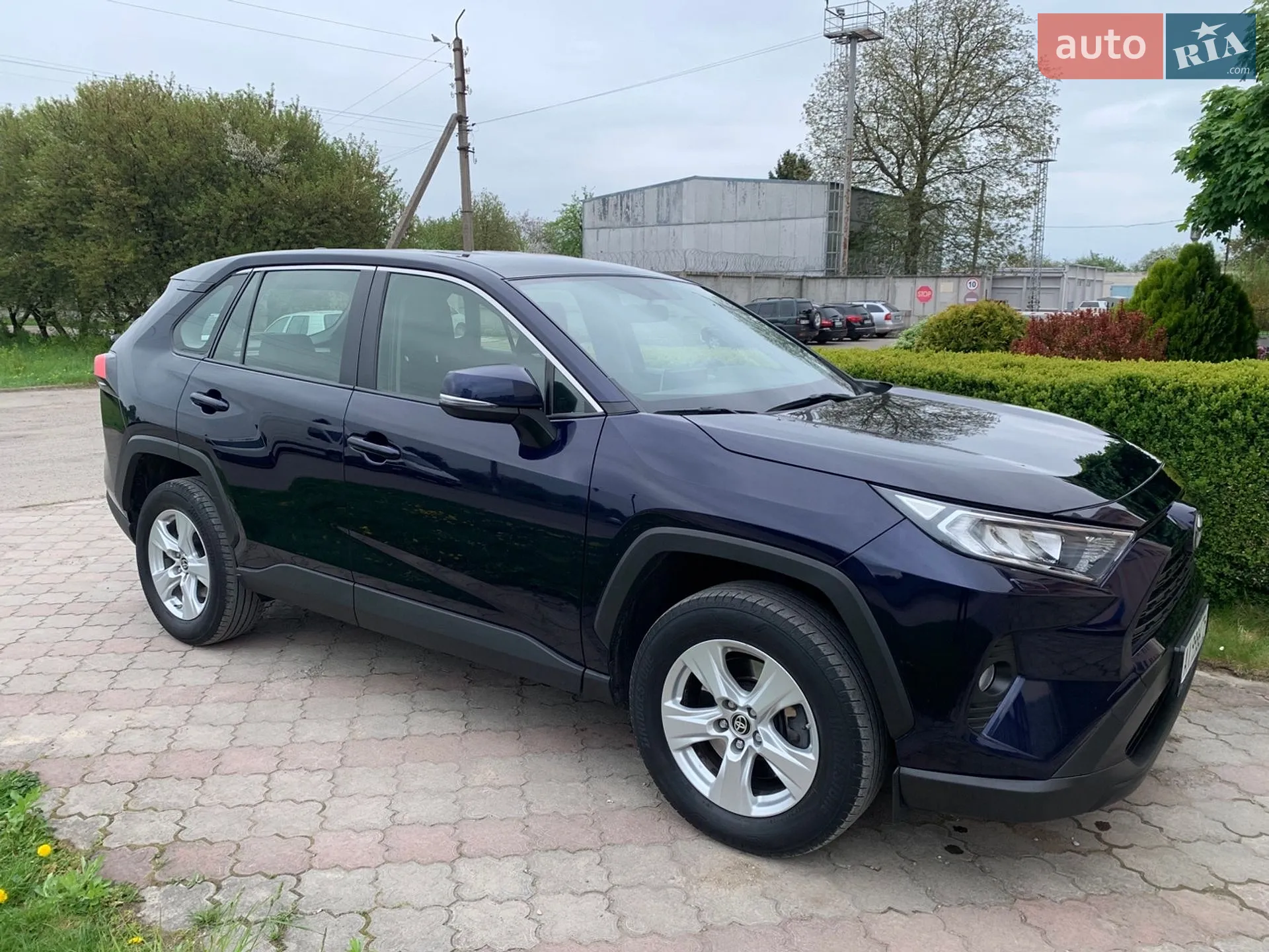 2021 Toyota RAV 4 - мініатюра 13