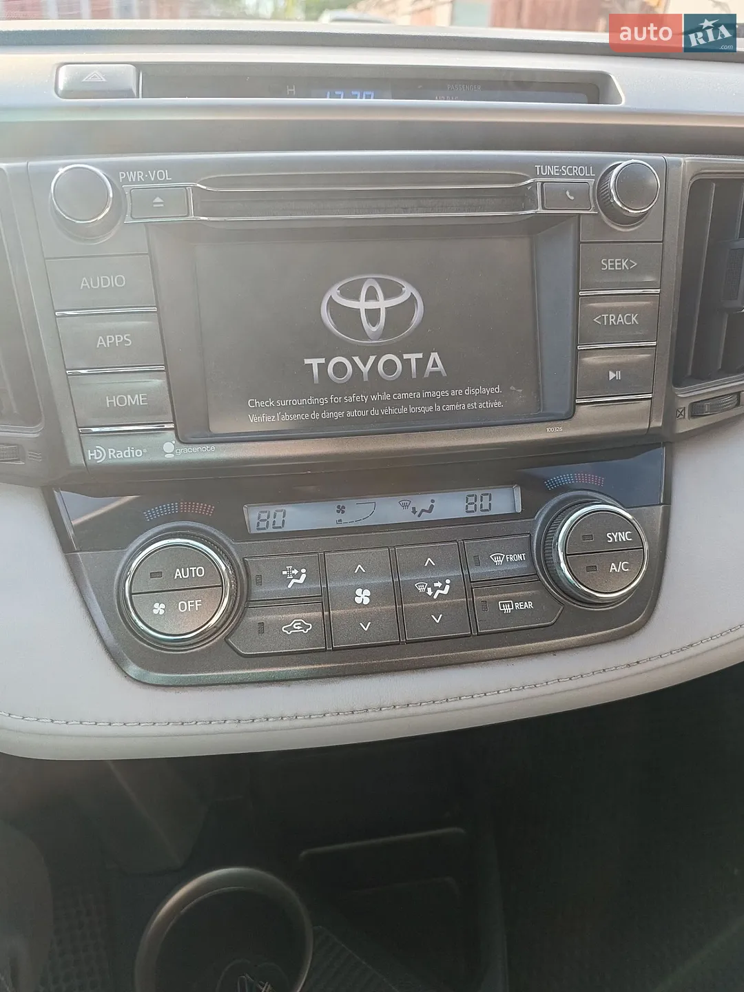 2014 Toyota RAV 4 - мініатюра 3