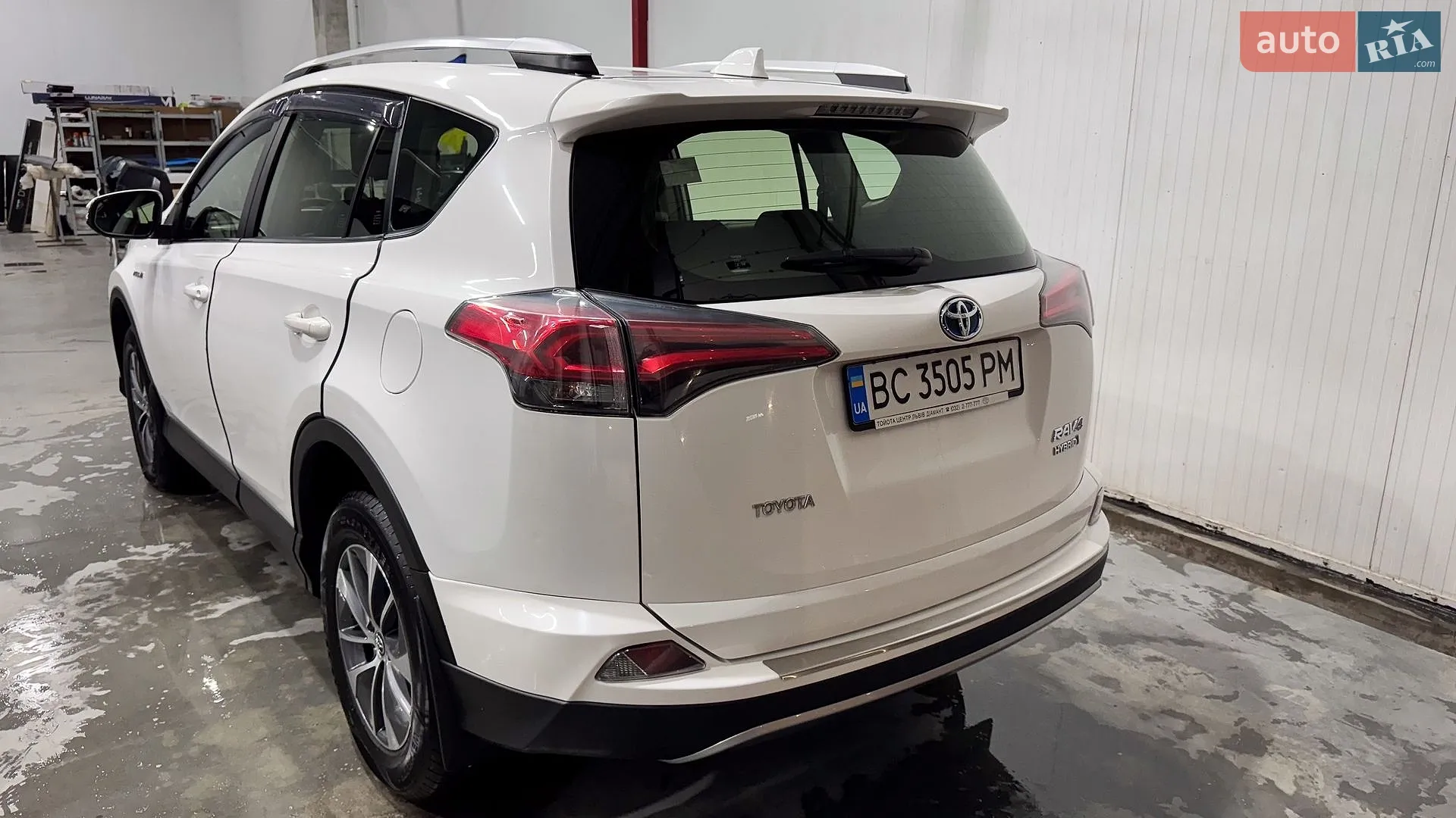2017 Toyota RAV 4 - мініатюра 2