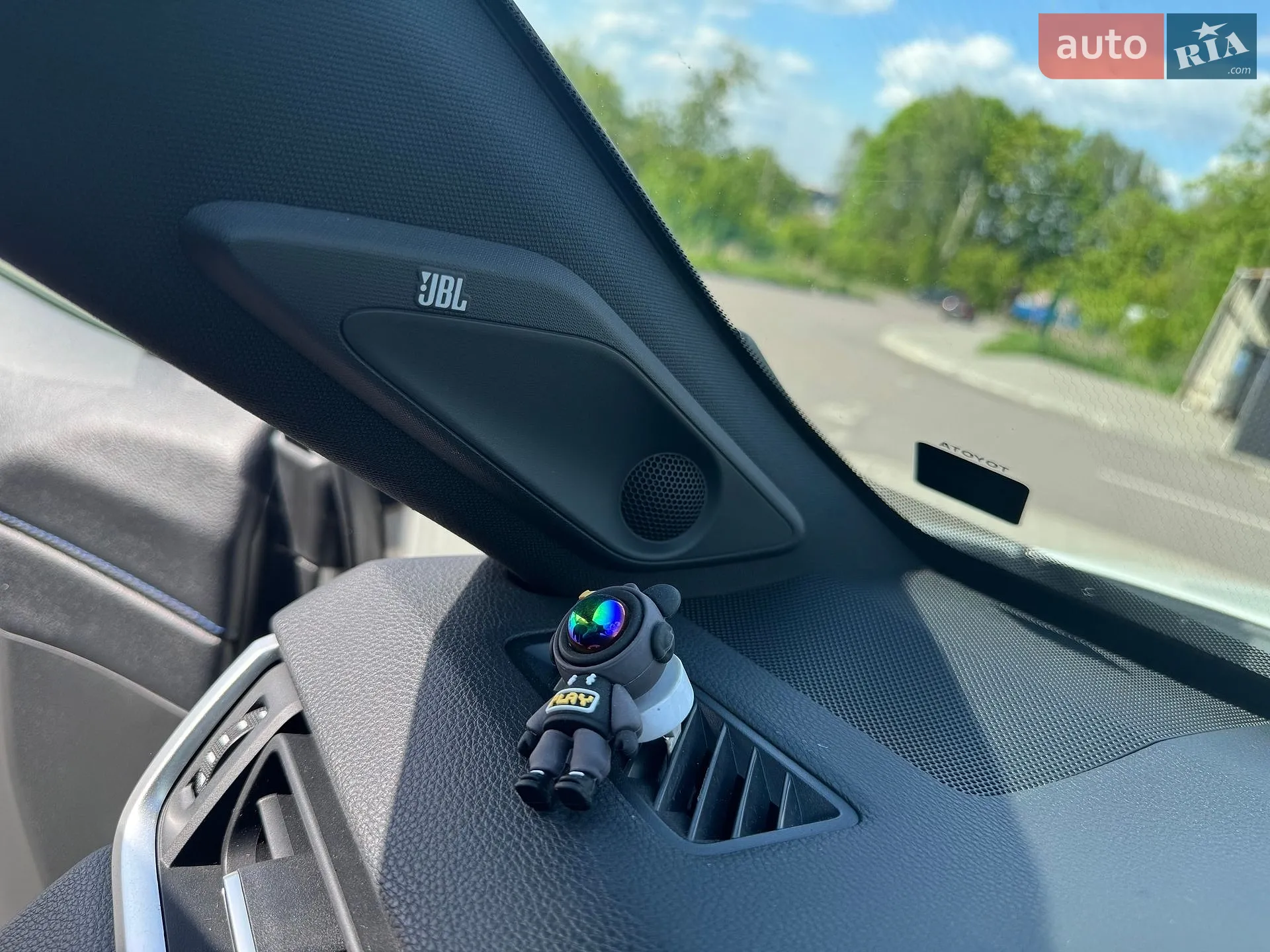 2020 Toyota RAV 4 - мініатюра 4