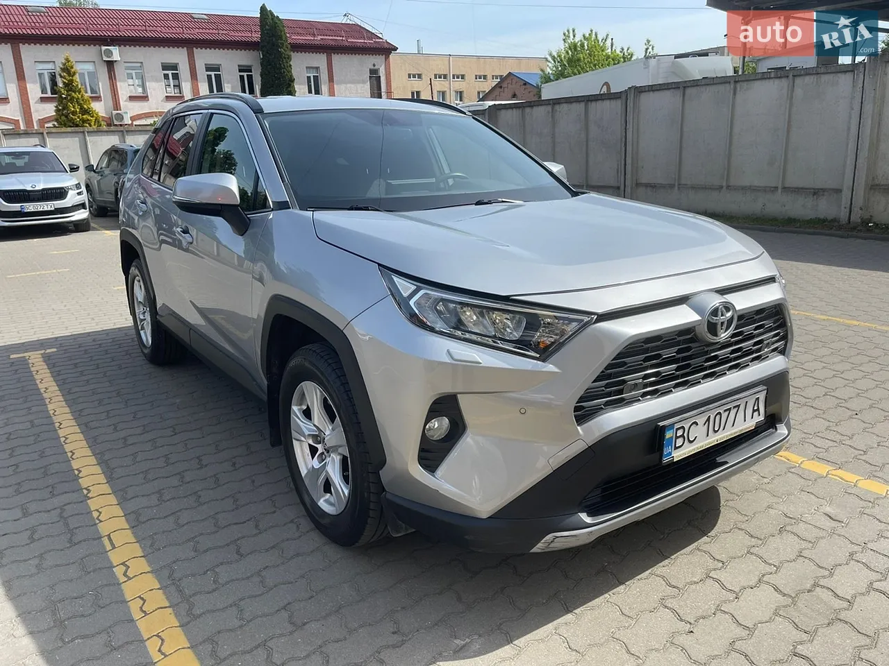 2019 Toyota RAV 4 - мініатюра 17