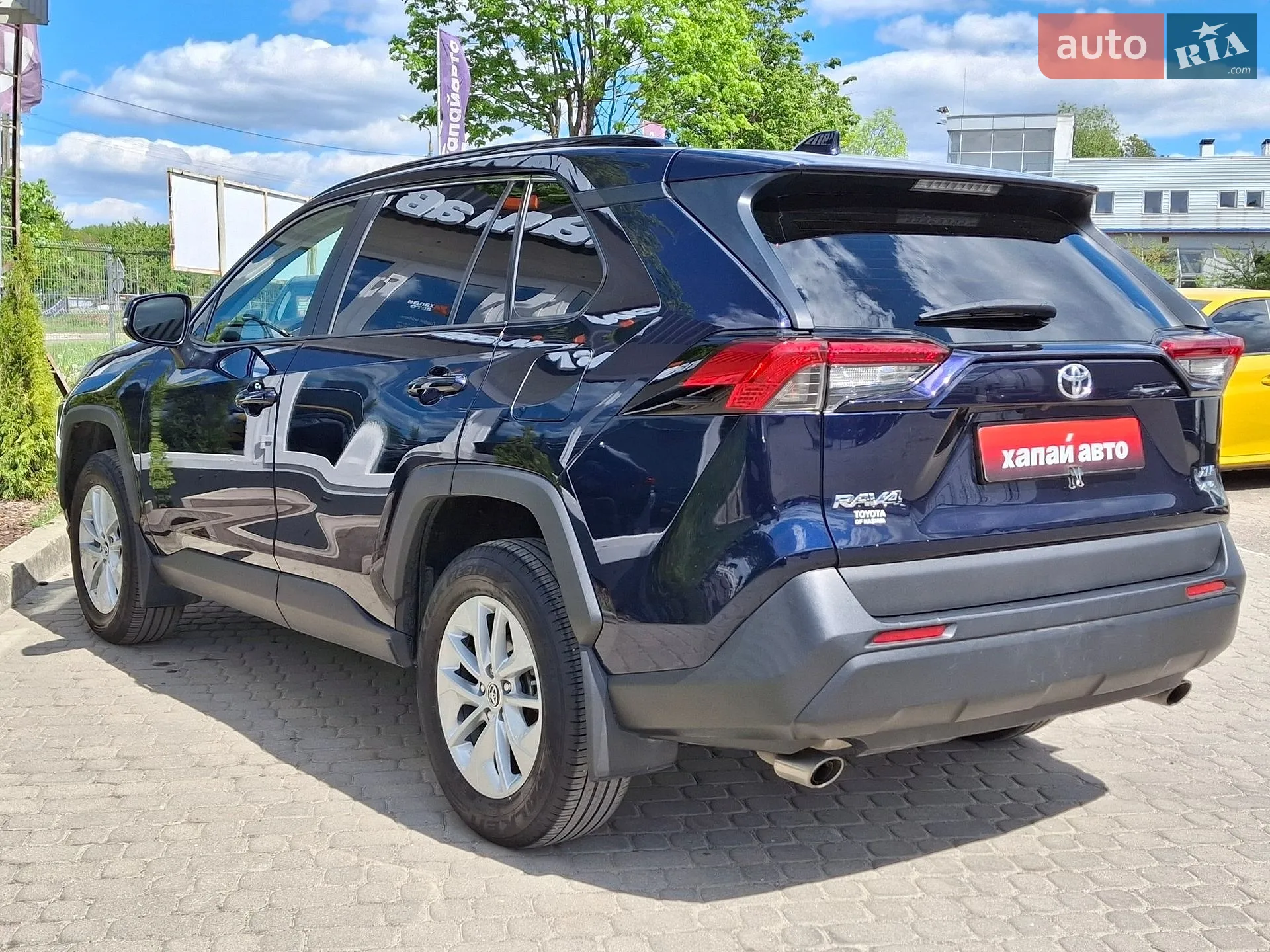 2019 Toyota RAV 4 - мініатюра 7