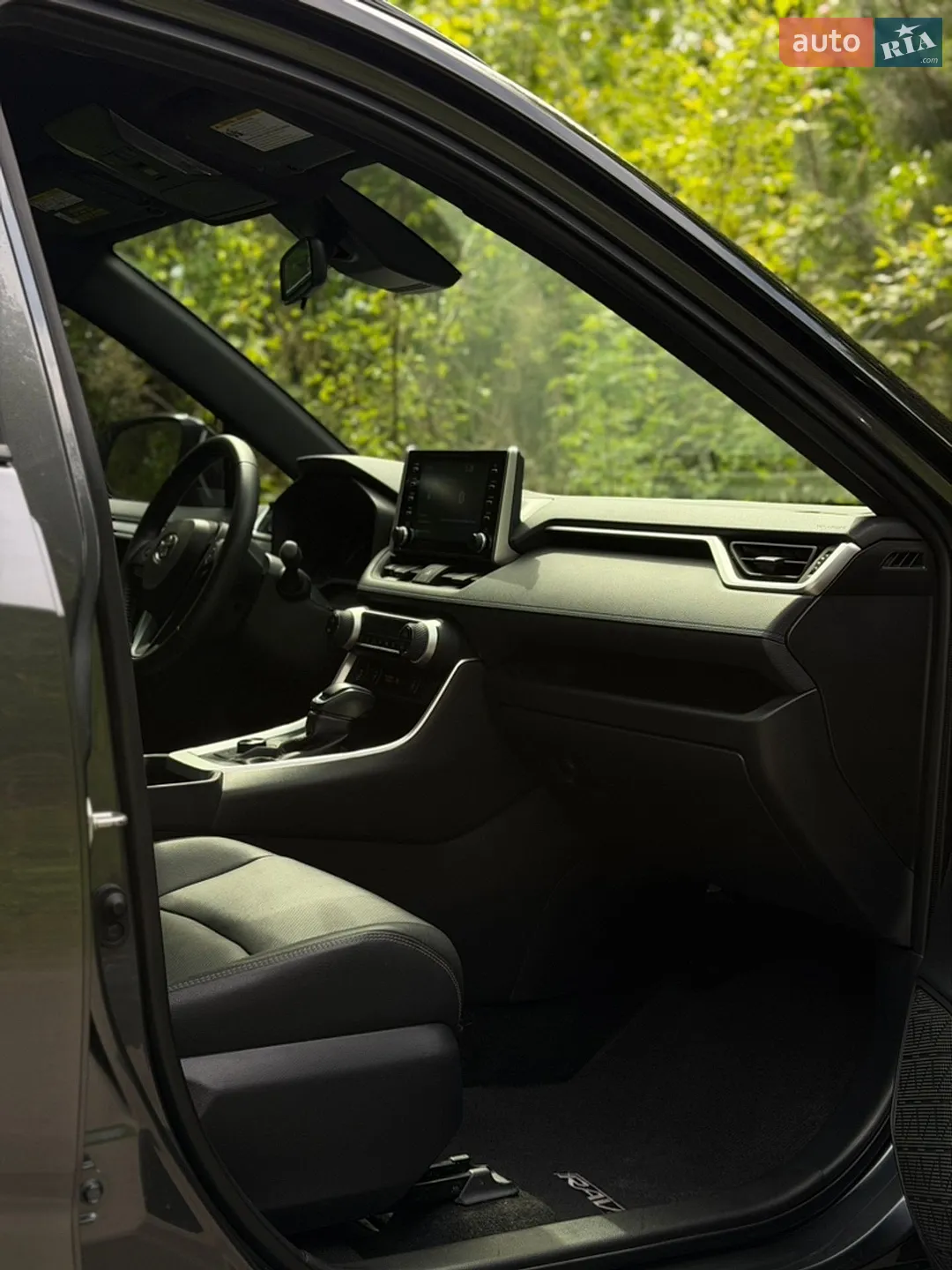 2022 Toyota RAV 4 - мініатюра 12