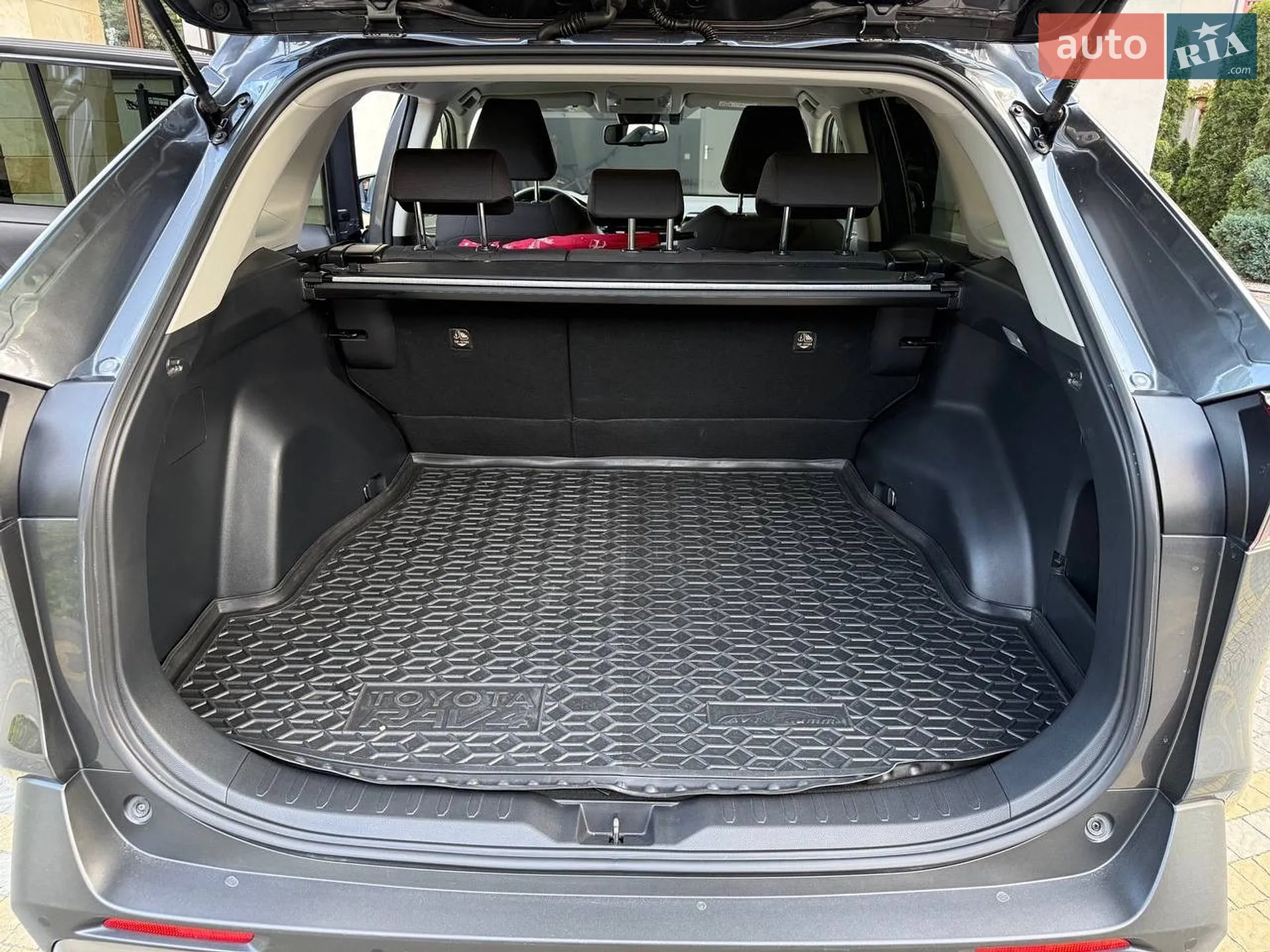 2020 Toyota RAV 4 - мініатюра 16