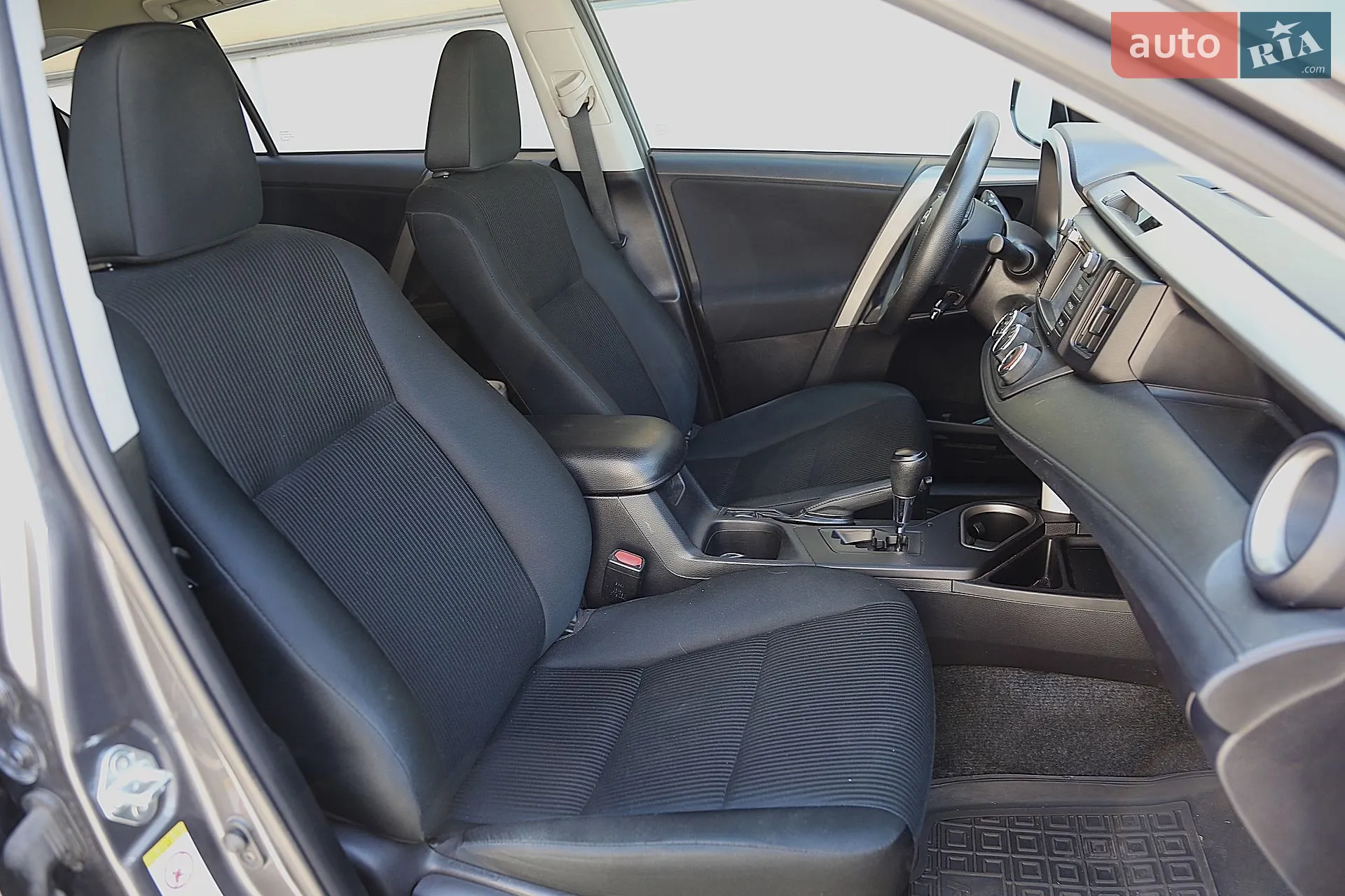 2016 Toyota RAV 4 - мініатюра 12