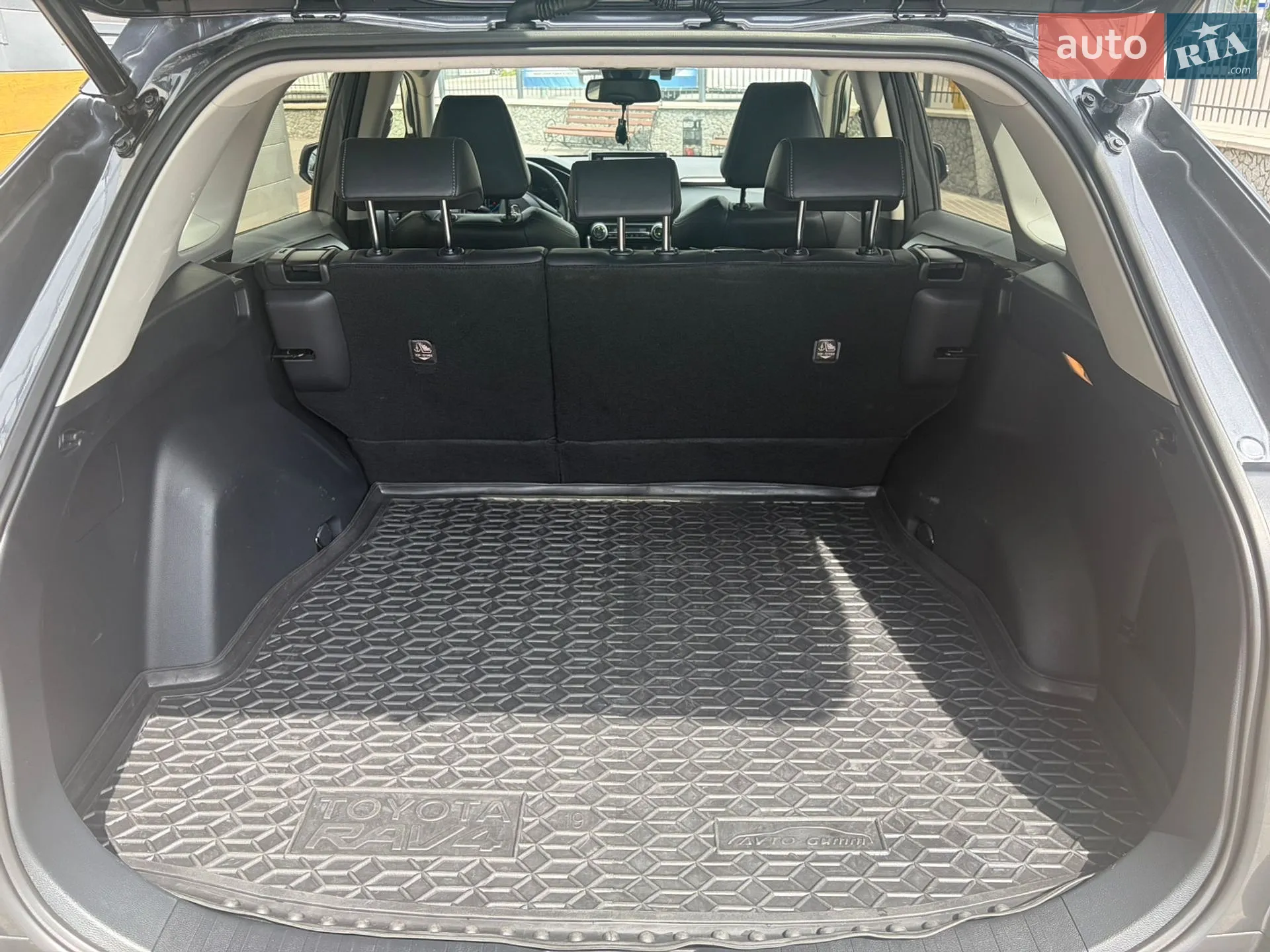 2020 Toyota RAV 4 - мініатюра 9