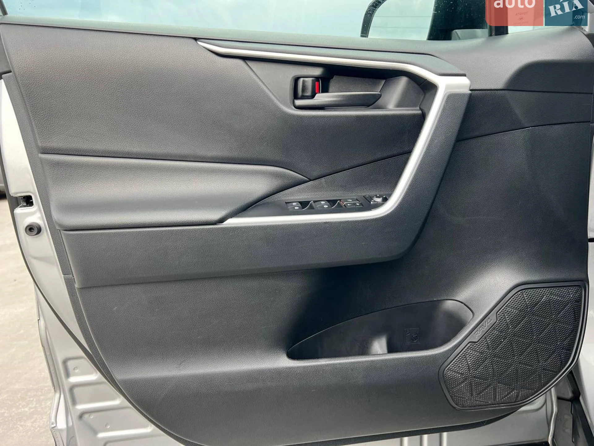 2020 Toyota RAV 4 - мініатюра 17