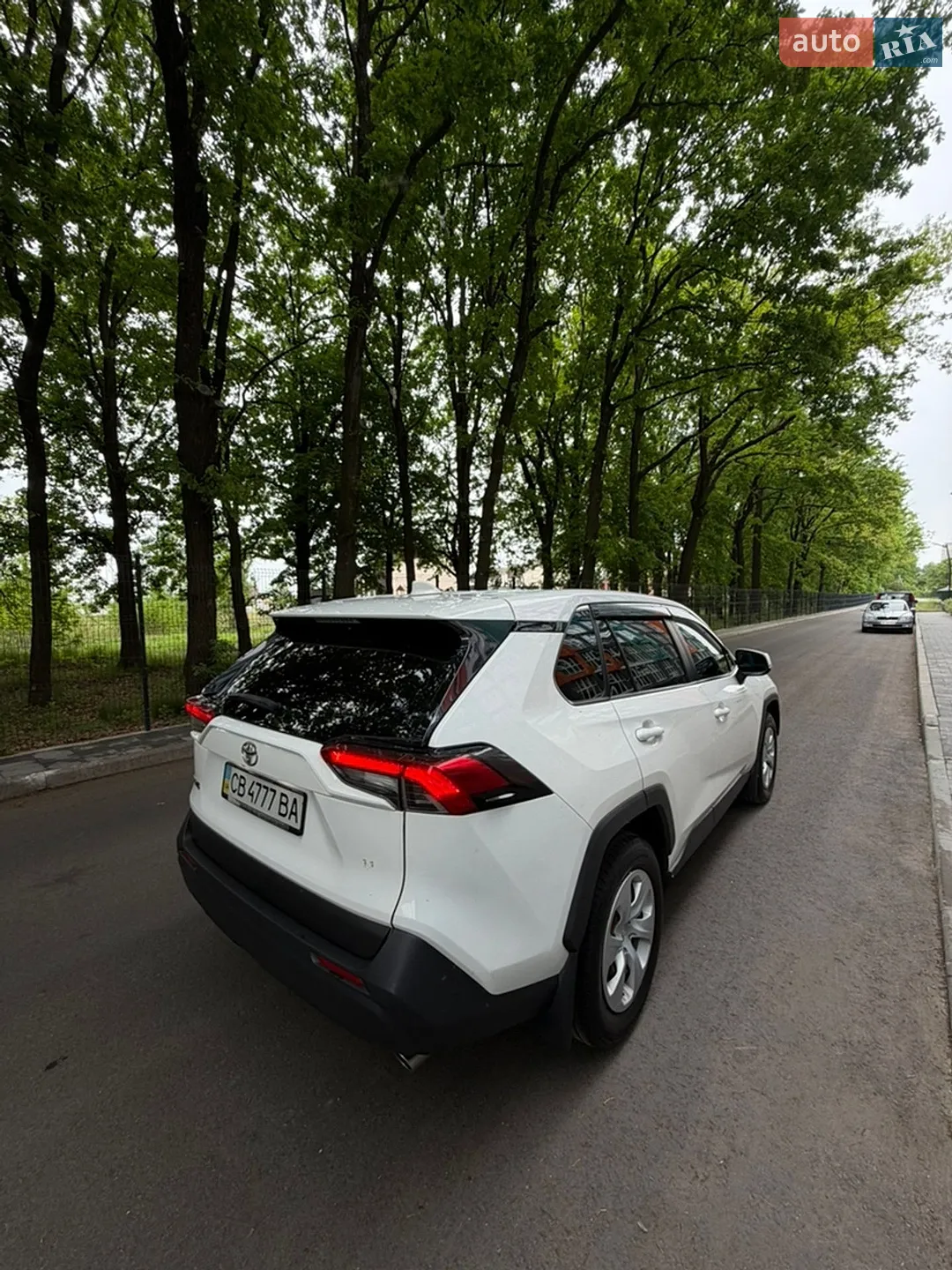 2019 Toyota RAV 4 - мініатюра 13